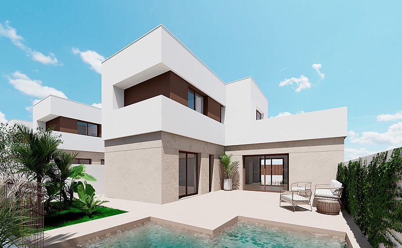 3 Bedroom 2 Bathroom detached in Los Alcázares