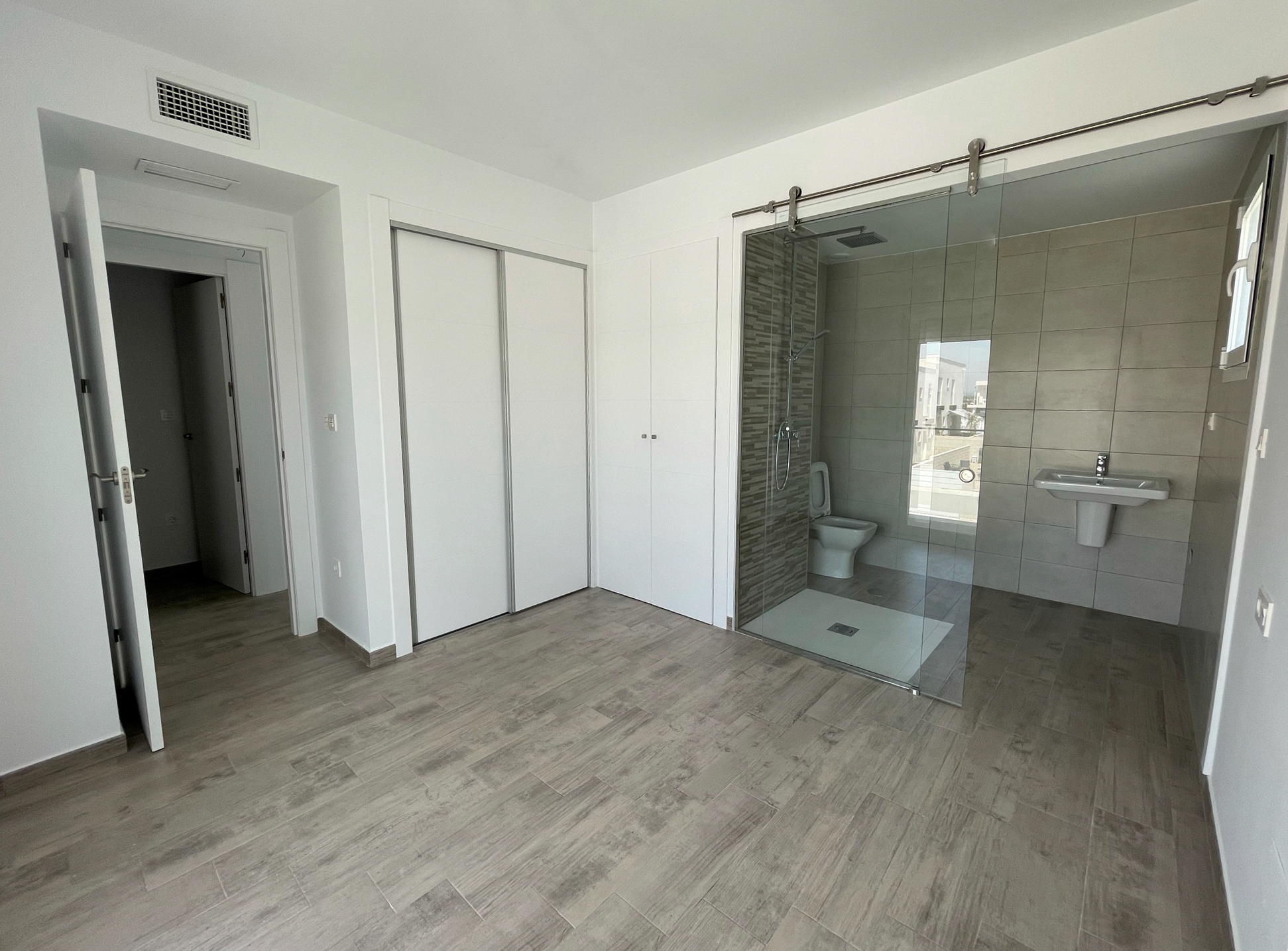 For sale - 3 Bedroom 2 Bathroom semi-detached in Gran Alacant - Gran Alacant  - Alicante
