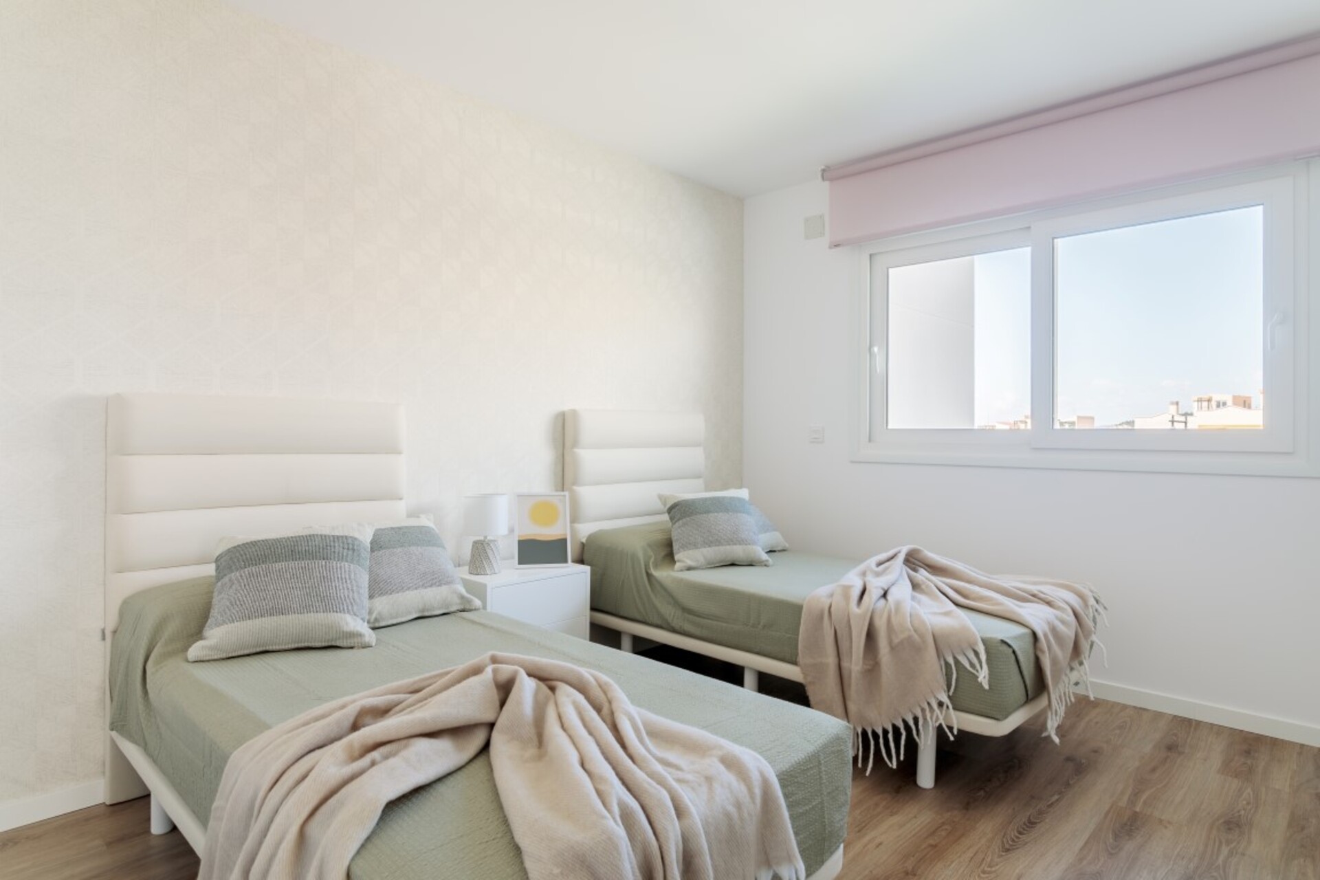 For sale - 4 Bedroom 2 Bathroom terraced in Finestrat - Finestrat  - Alicante