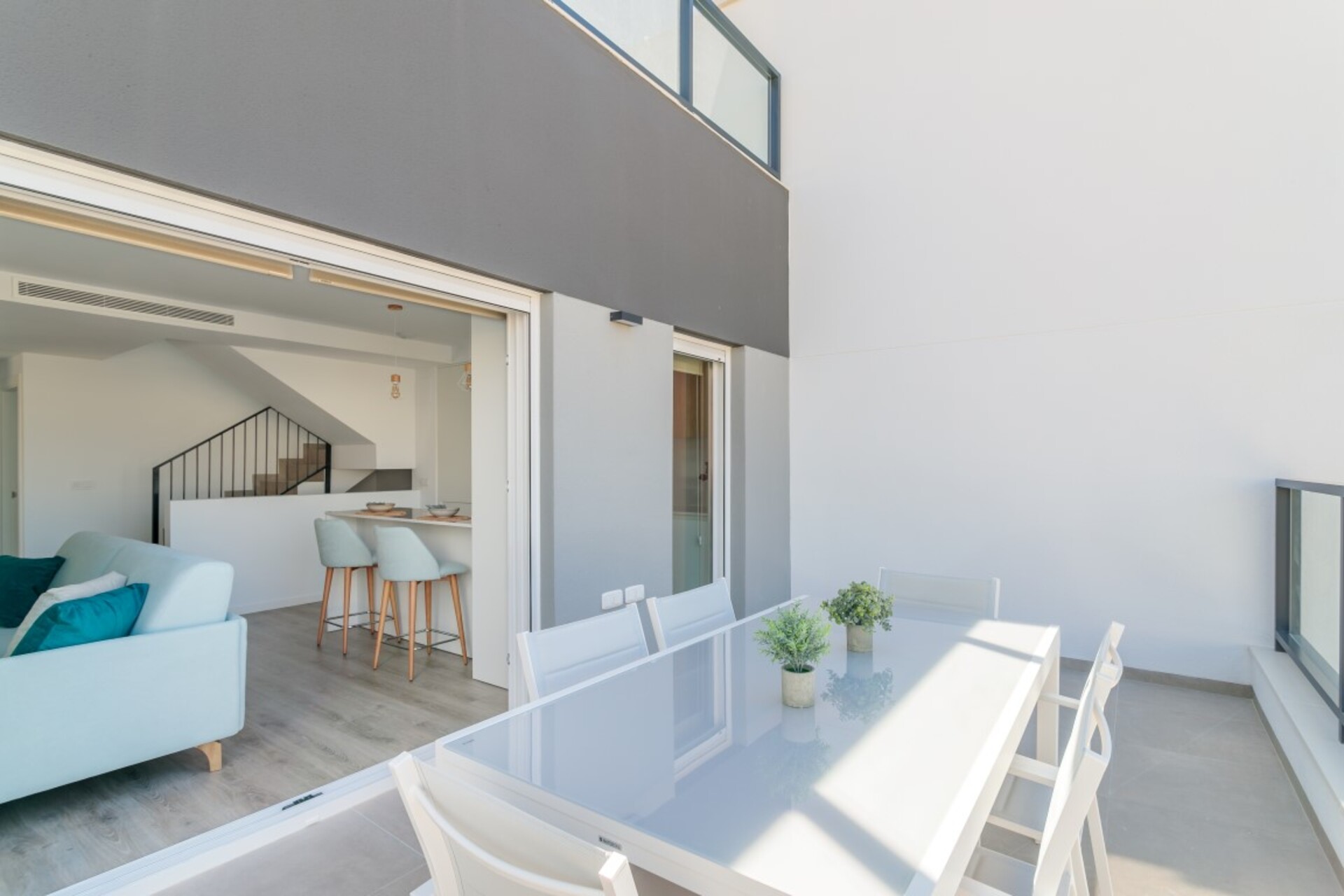 For sale - 4 Bedroom 2 Bathroom terraced in Finestrat - Finestrat  - Alicante