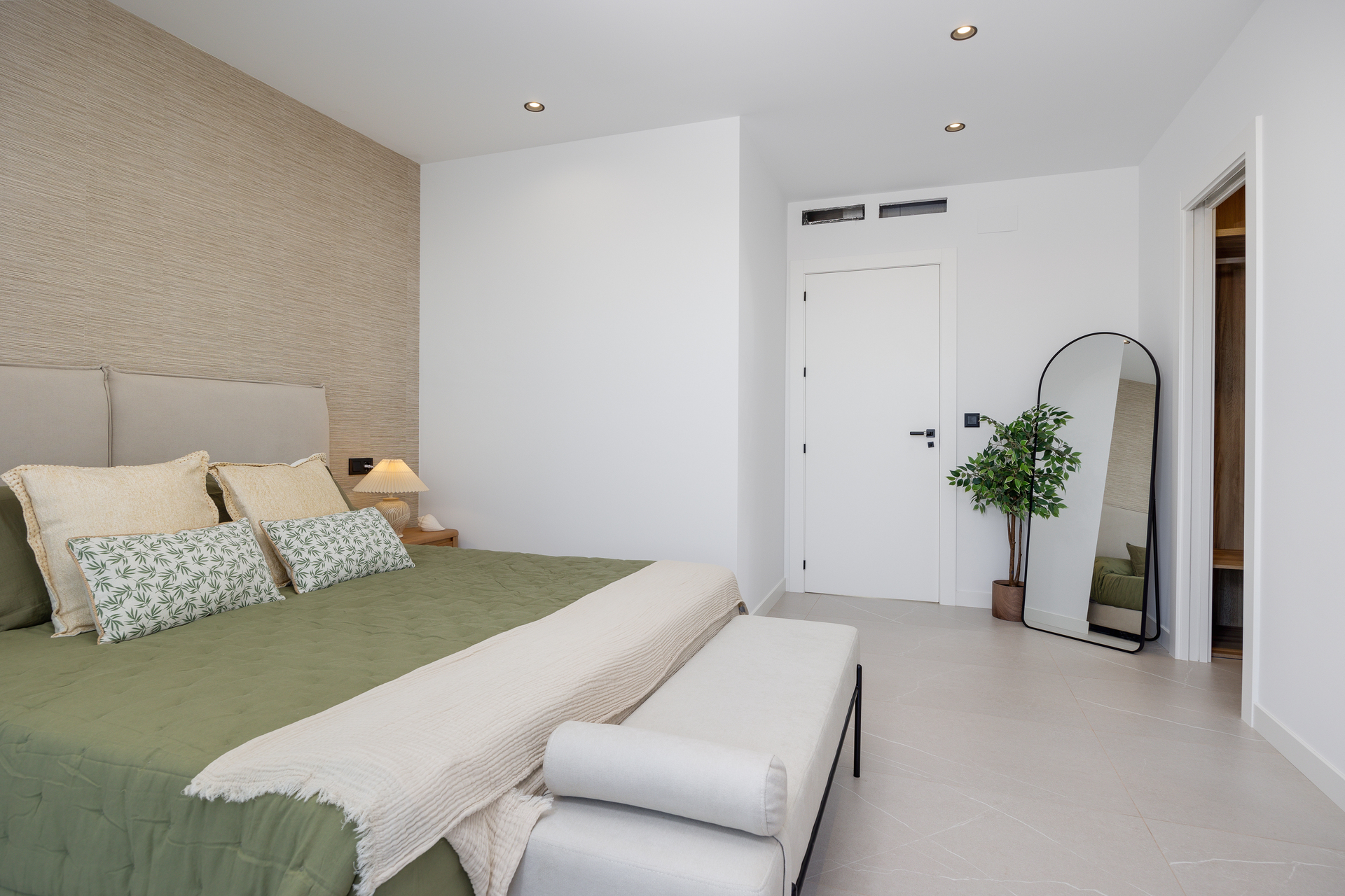 For sale - 3 Bedroom 2 Bathroom detached in Torrevieja - Torrevieja  - Alicante