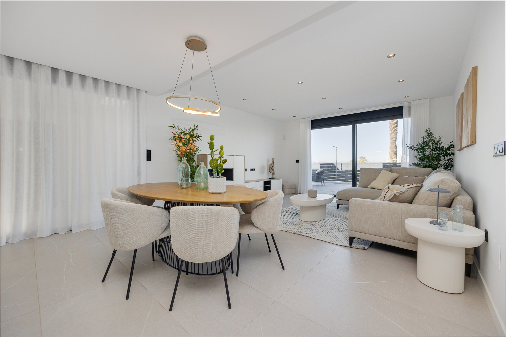 For sale - 3 Bedroom 2 Bathroom detached in Torrevieja - Torrevieja  - Alicante