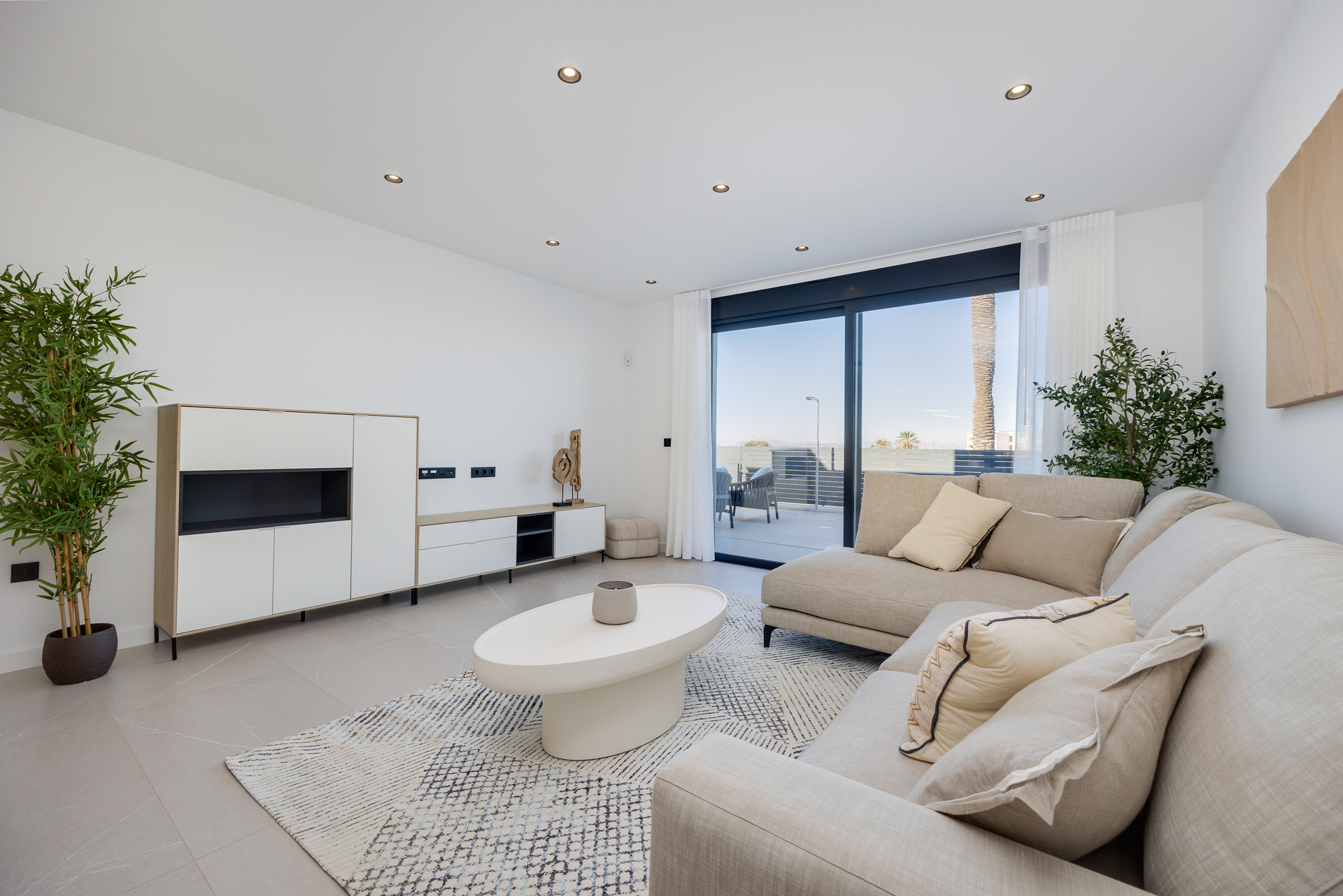 For sale - 3 Bedroom 2 Bathroom detached in Torrevieja - Torrevieja  - Alicante