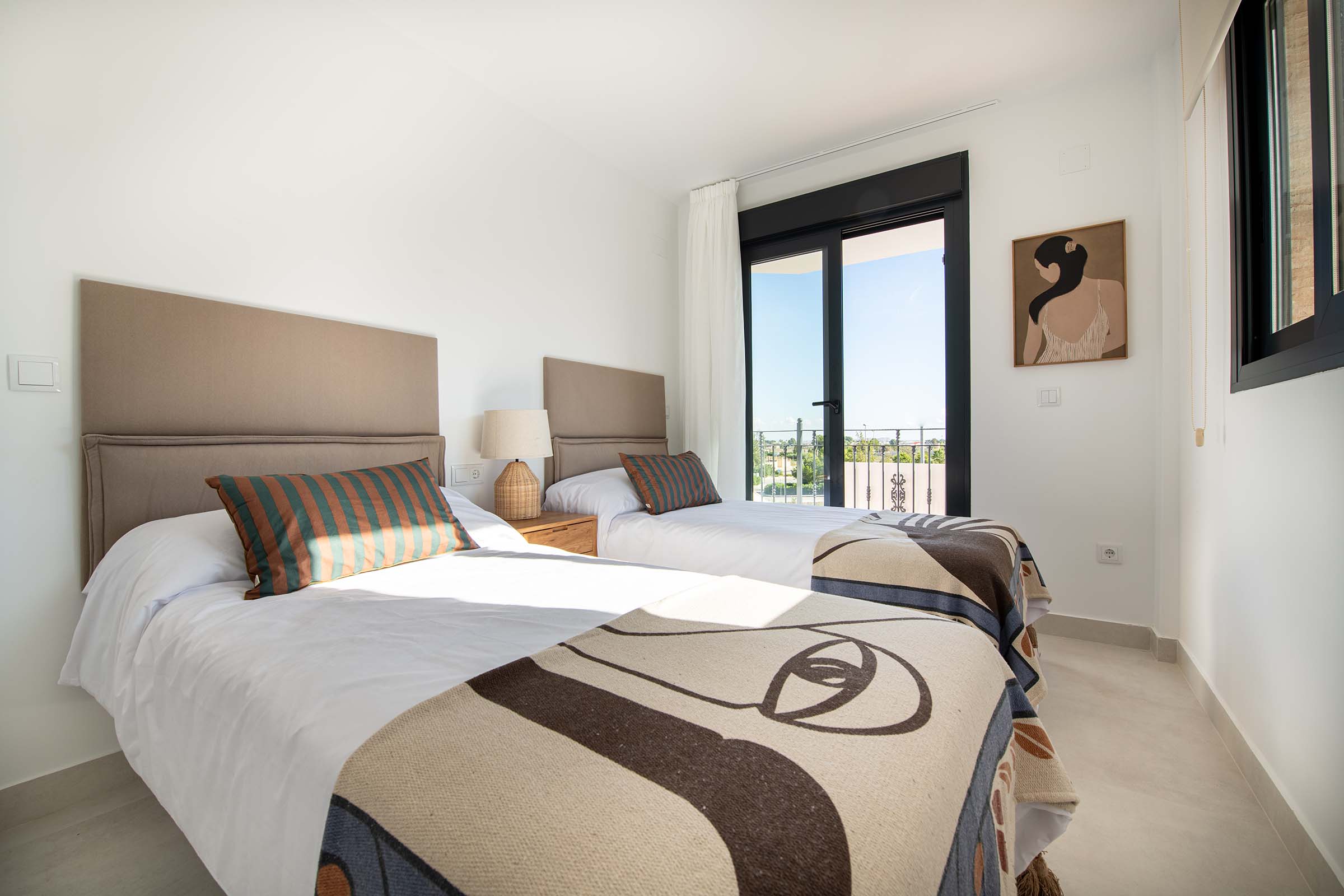 For sale - 3 Bedroom 2 Bathroom terraced in Cox - Cox  - Alicante