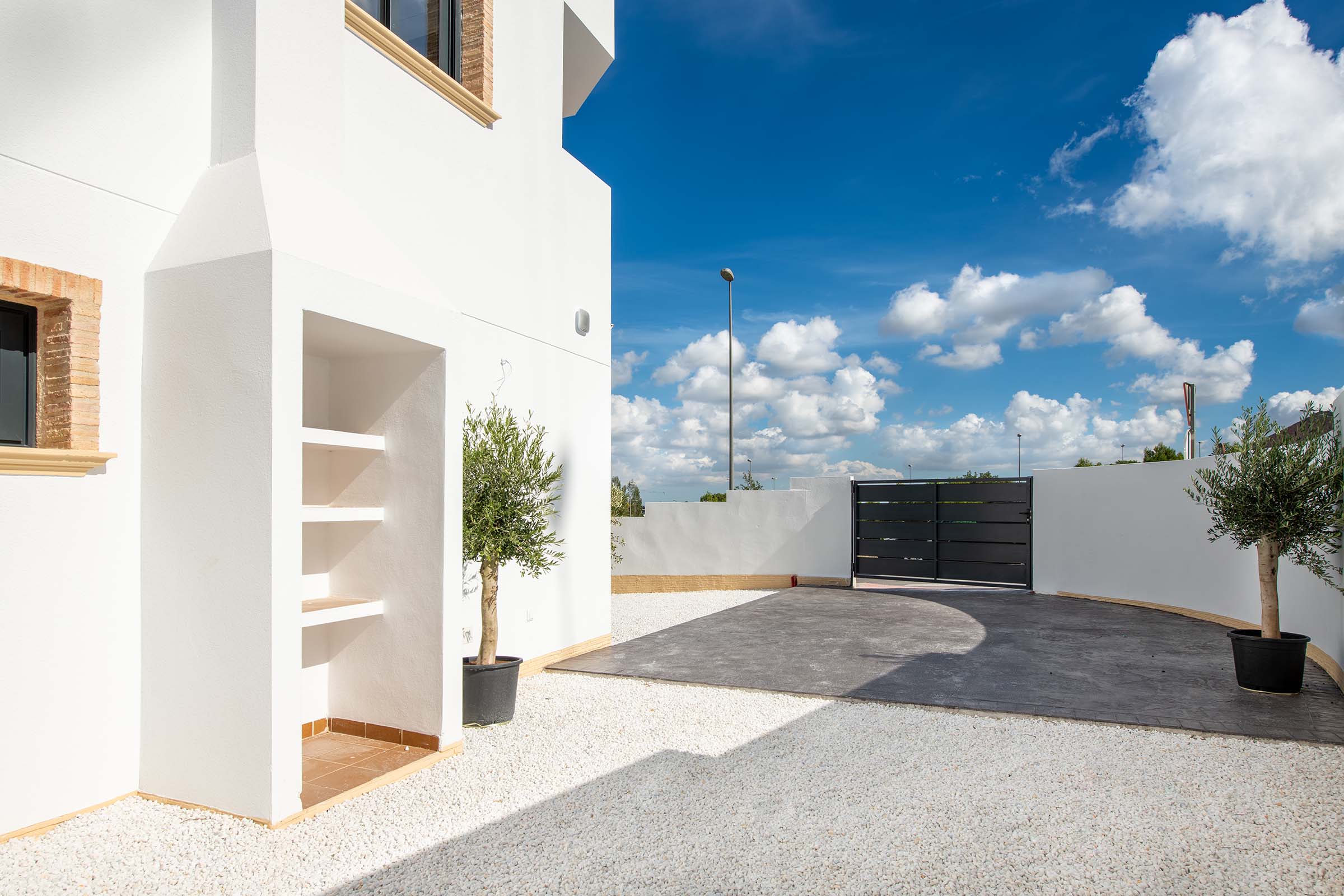 For sale - 3 Bedroom 2 Bathroom terraced in Cox - Cox  - Alicante