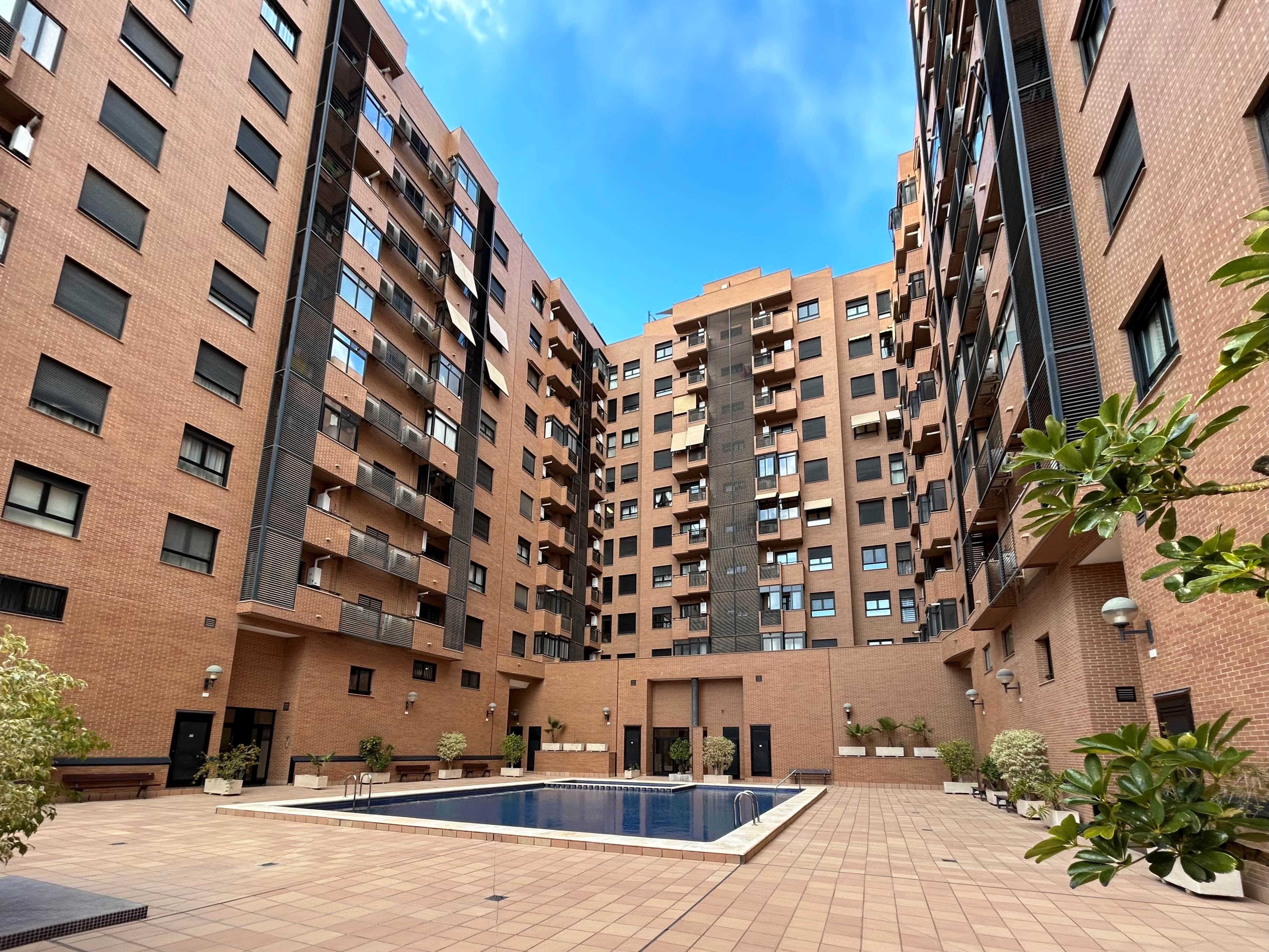 For sale - 1 Bedroom 1 Bathroom ground-floor in Alicante (Alacant) - Alicante (Alacant)  - Alicante