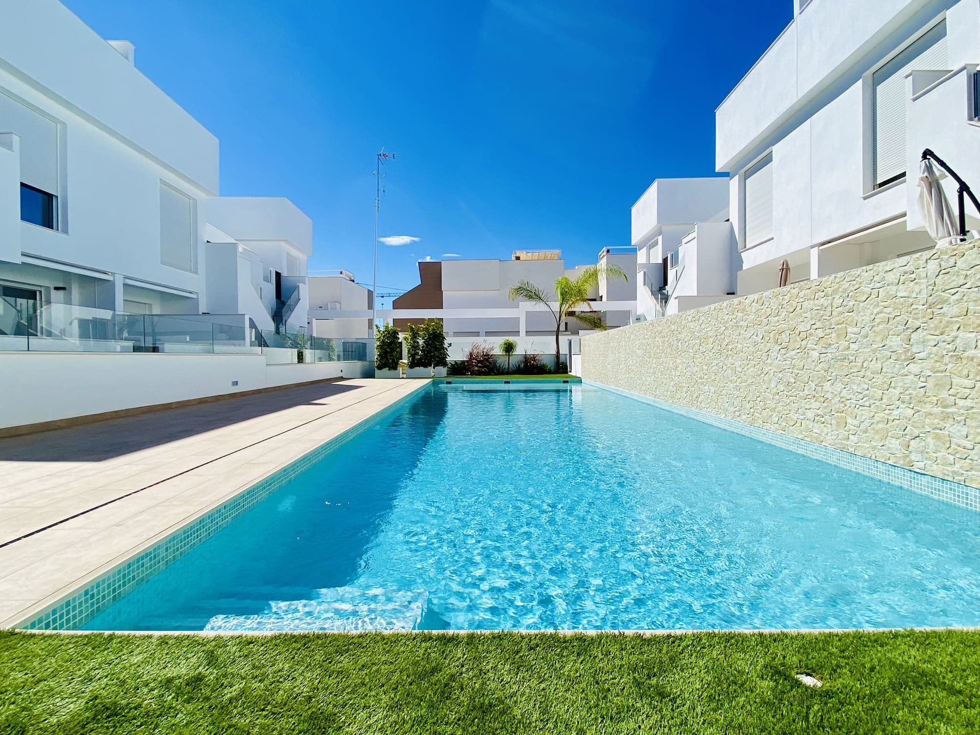 For sale - 3 Bedroom 2 Bathroom low-bungalow in Pilar de la Horadada - Pilar de la Horadada  - Alicante