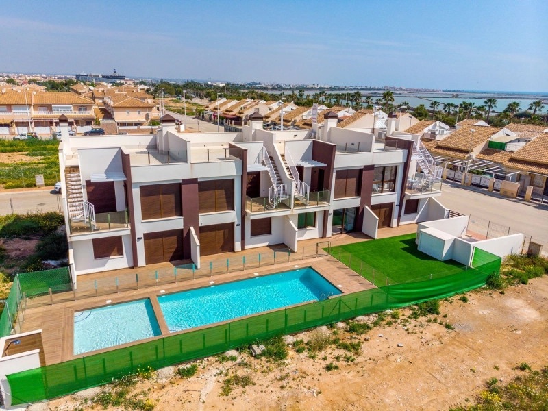 For sale - 2 Bedroom 2 Bathroom high-bungalow in San Pedro del Pinatar - San Pedro del Pinatar  - Murcia