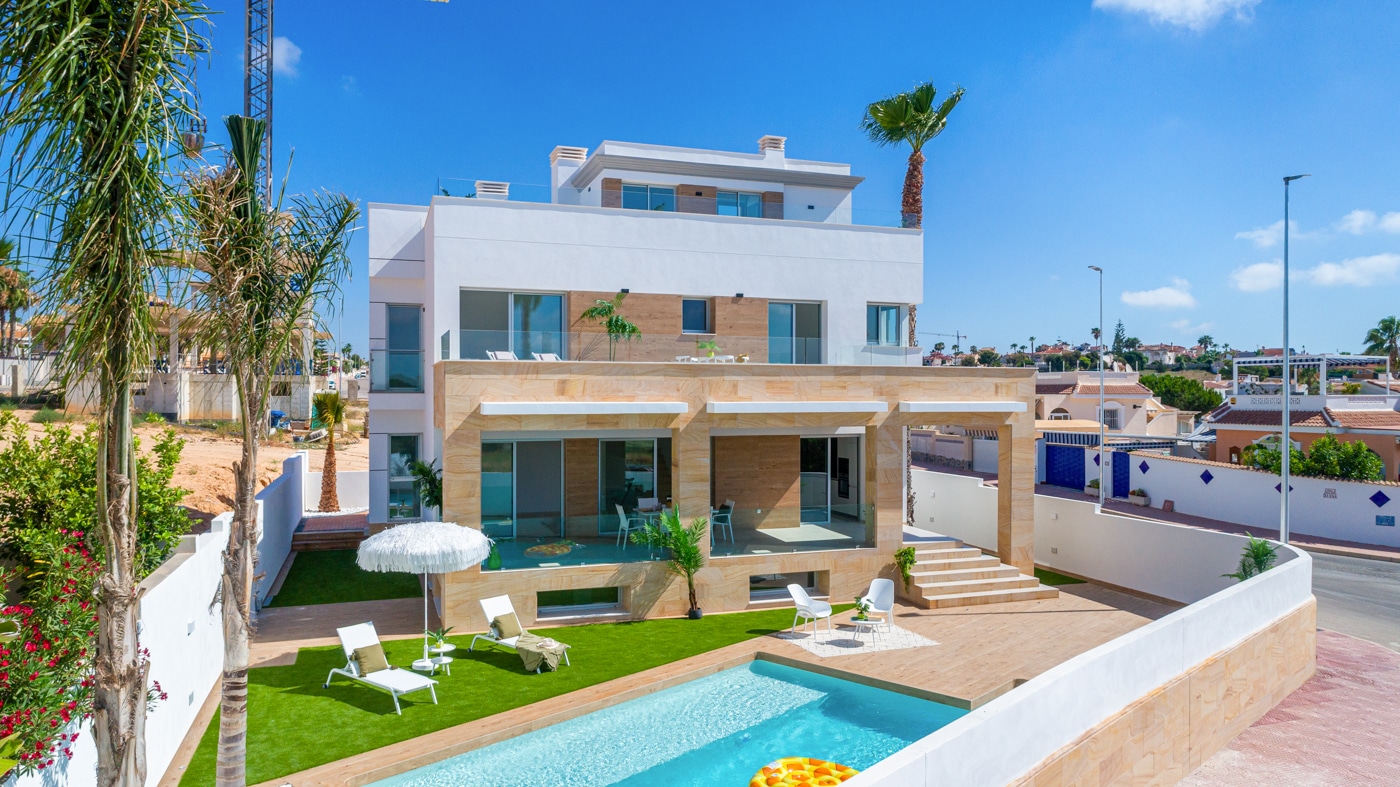 For sale - 4 Bedroom 3 Bathroom detached in Ciudad Quesada - Ciudad Quesada  - Alicante