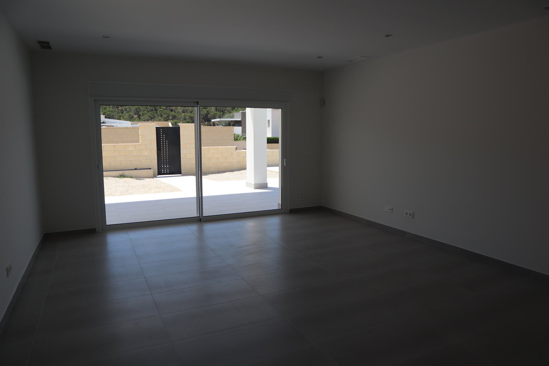 For sale - 3 Bedroom 2 Bathroom terraced in la Romana - la Romana  - Alicante