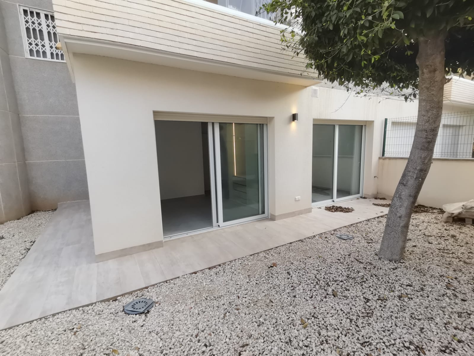 For sale - 3 Bedroom 2 Bathroom ground-floor in Torrevieja - Torrevieja  - Alicante