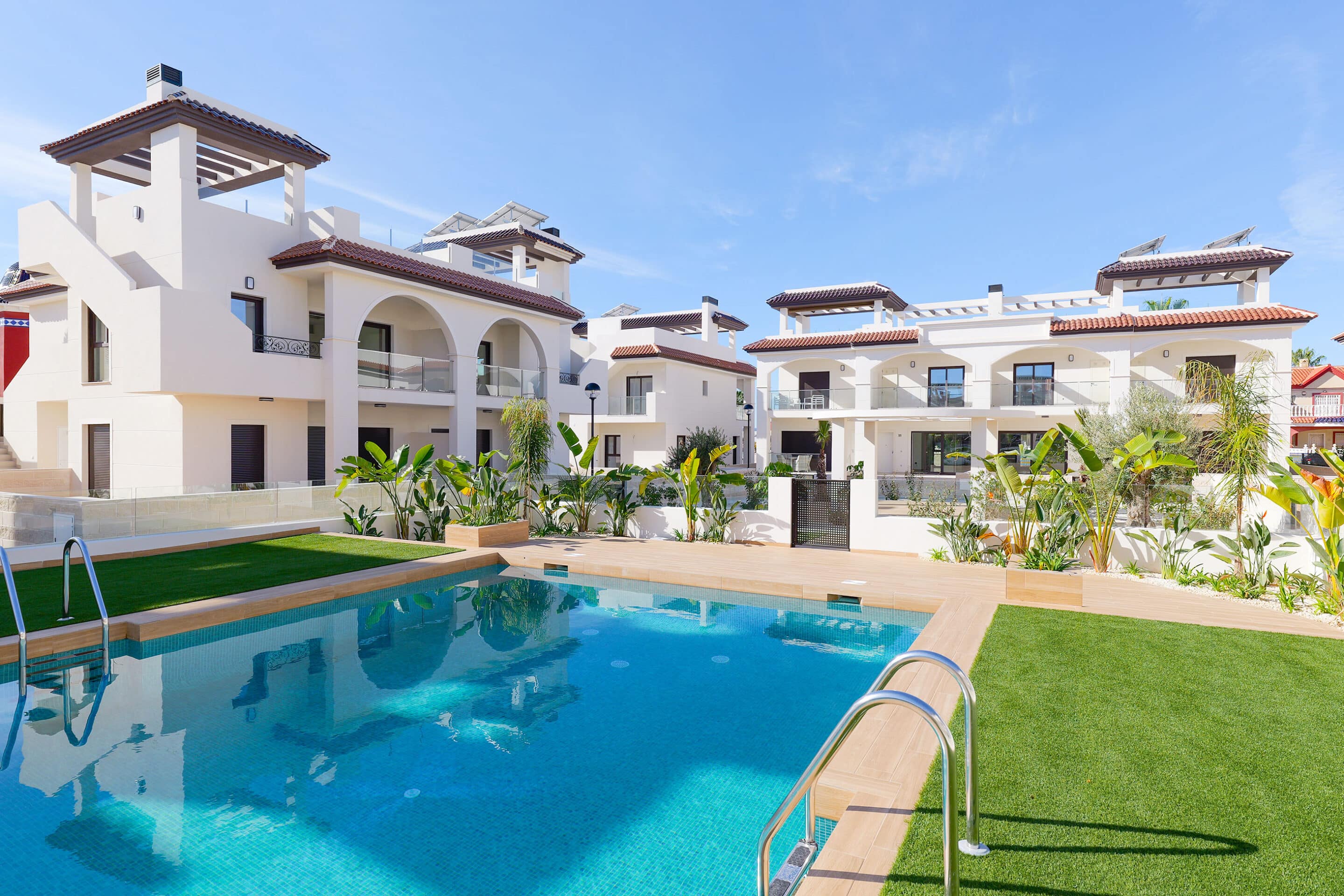 For sale - 2 Bedroom 2 Bathroom low-bungalow in Rojales - Rojales  - Alicante