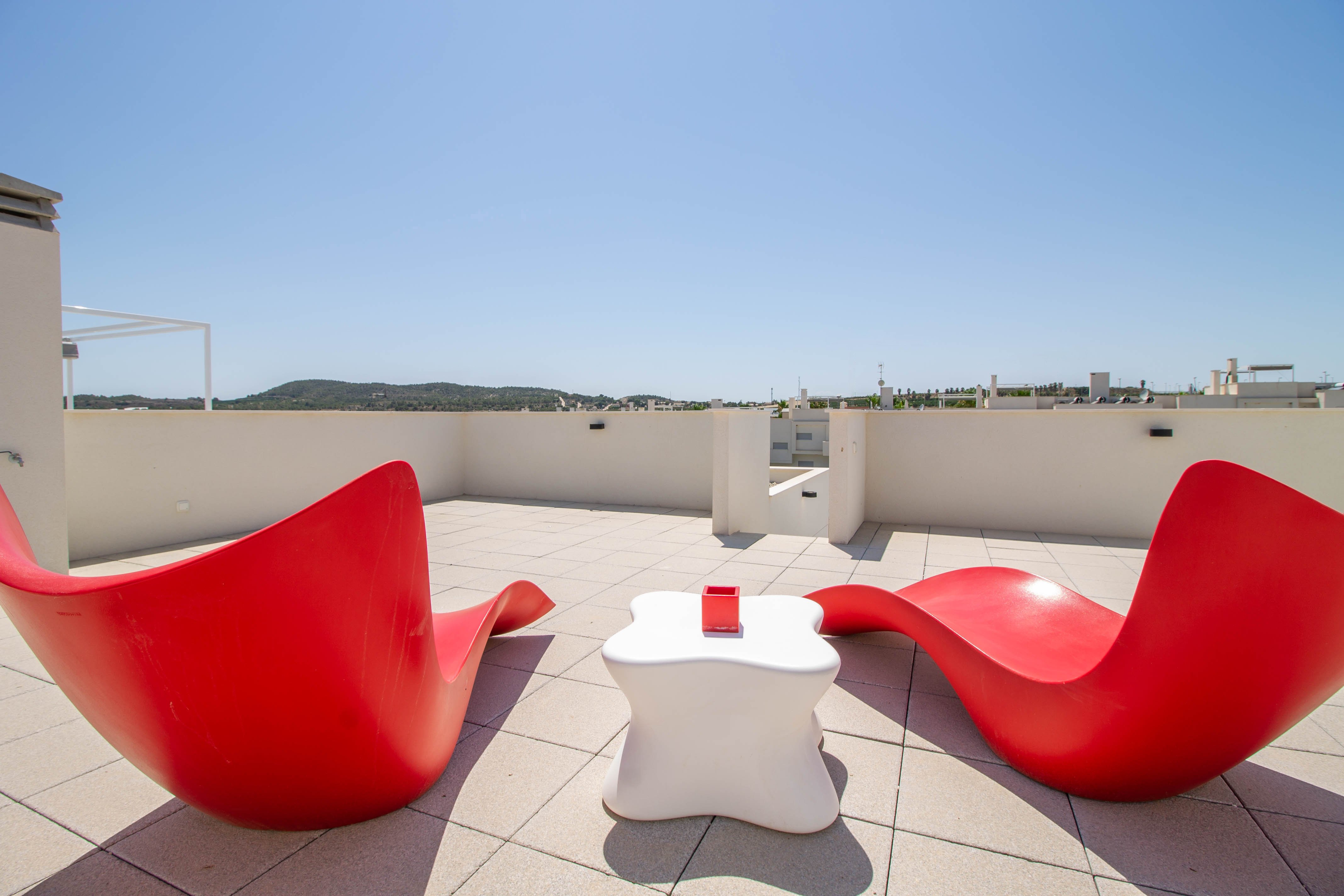 For sale - 2 Bedroom 2 Bathroom high-bungalow in Vistabella - Vistabella  - Alicante