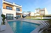 3 Bedroom 3 Bathroom detached in Benijófar