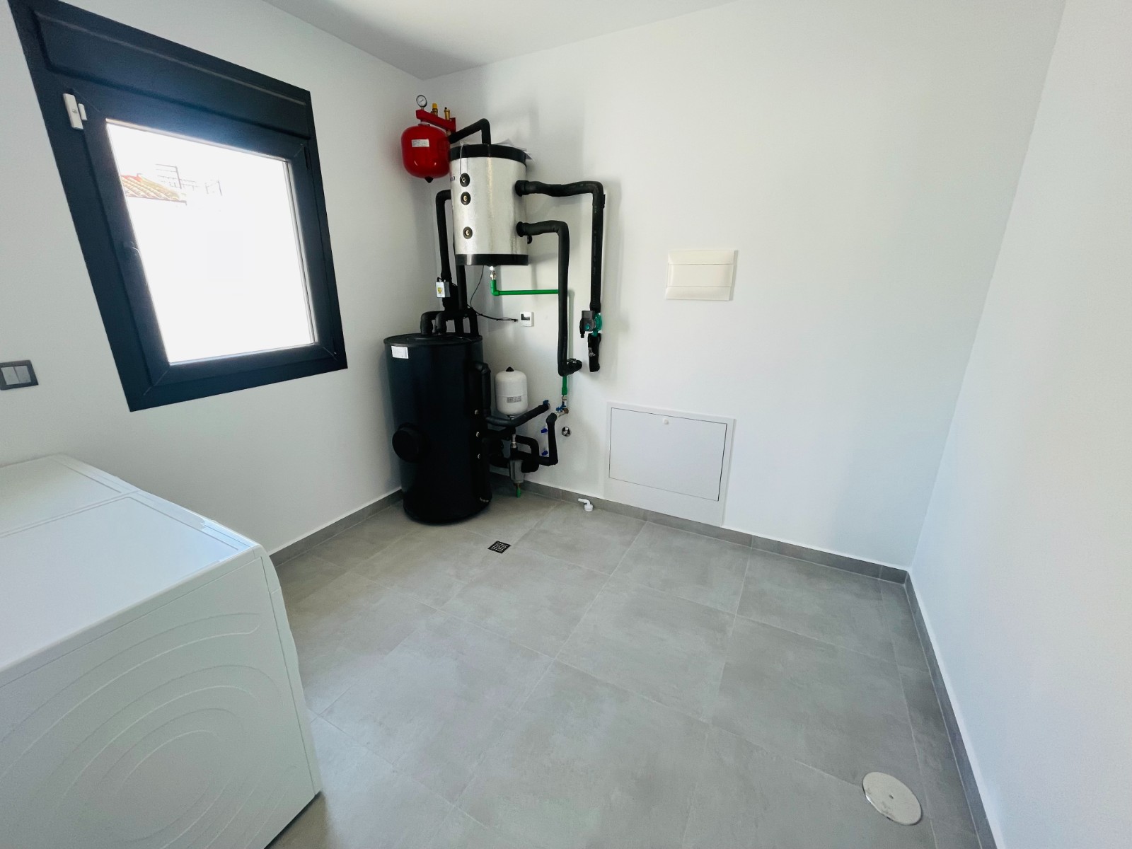 For sale - 5 Bedroom 4 Bathroom detached in Torrevieja - Torrevieja  - Alicante
