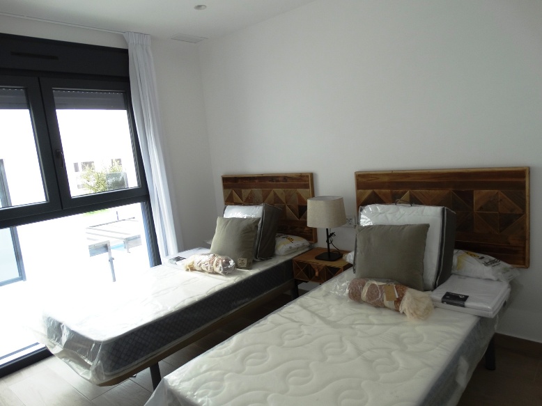 For sale - 3 Bedroom 3 Bathroom semi-detached in Pilar de la Horadada - Pilar de la Horadada  - Alicante