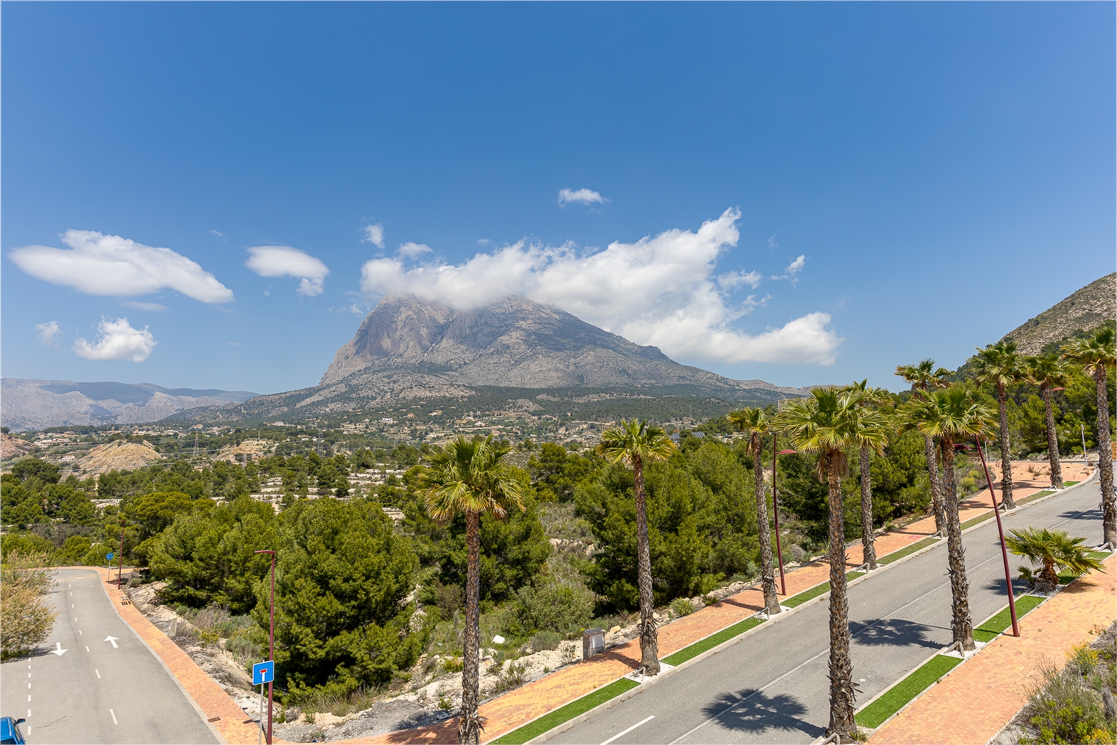 For sale - 4 Bedroom 3 Bathroom detached in Finestrat - Finestrat  - Alicante