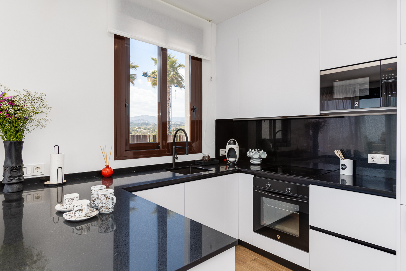 For sale - 4 Bedroom 3 Bathroom detached in Finestrat - Finestrat  - Alicante