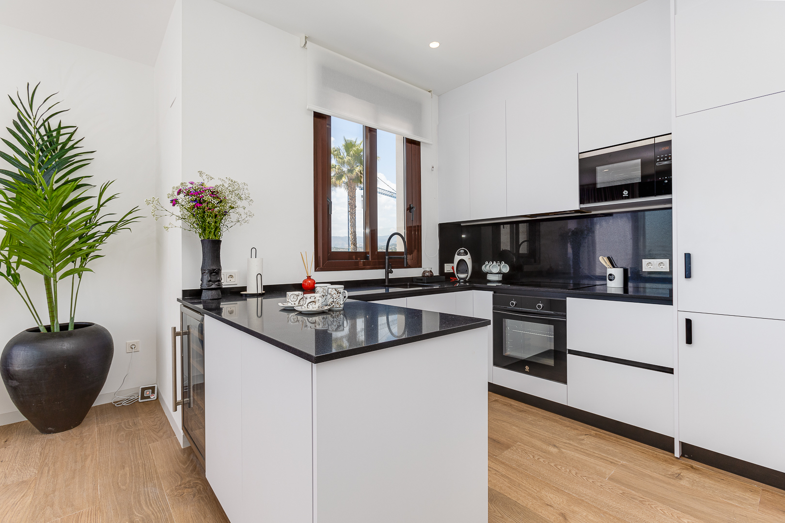 For sale - 4 Bedroom 3 Bathroom detached in Finestrat - Finestrat  - Alicante