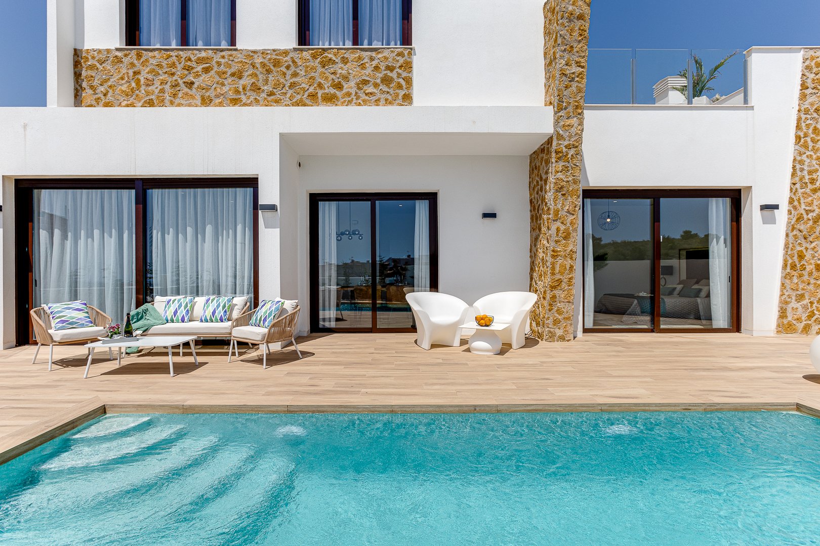 For sale - 4 Bedroom 3 Bathroom detached in Finestrat - Finestrat  - Alicante