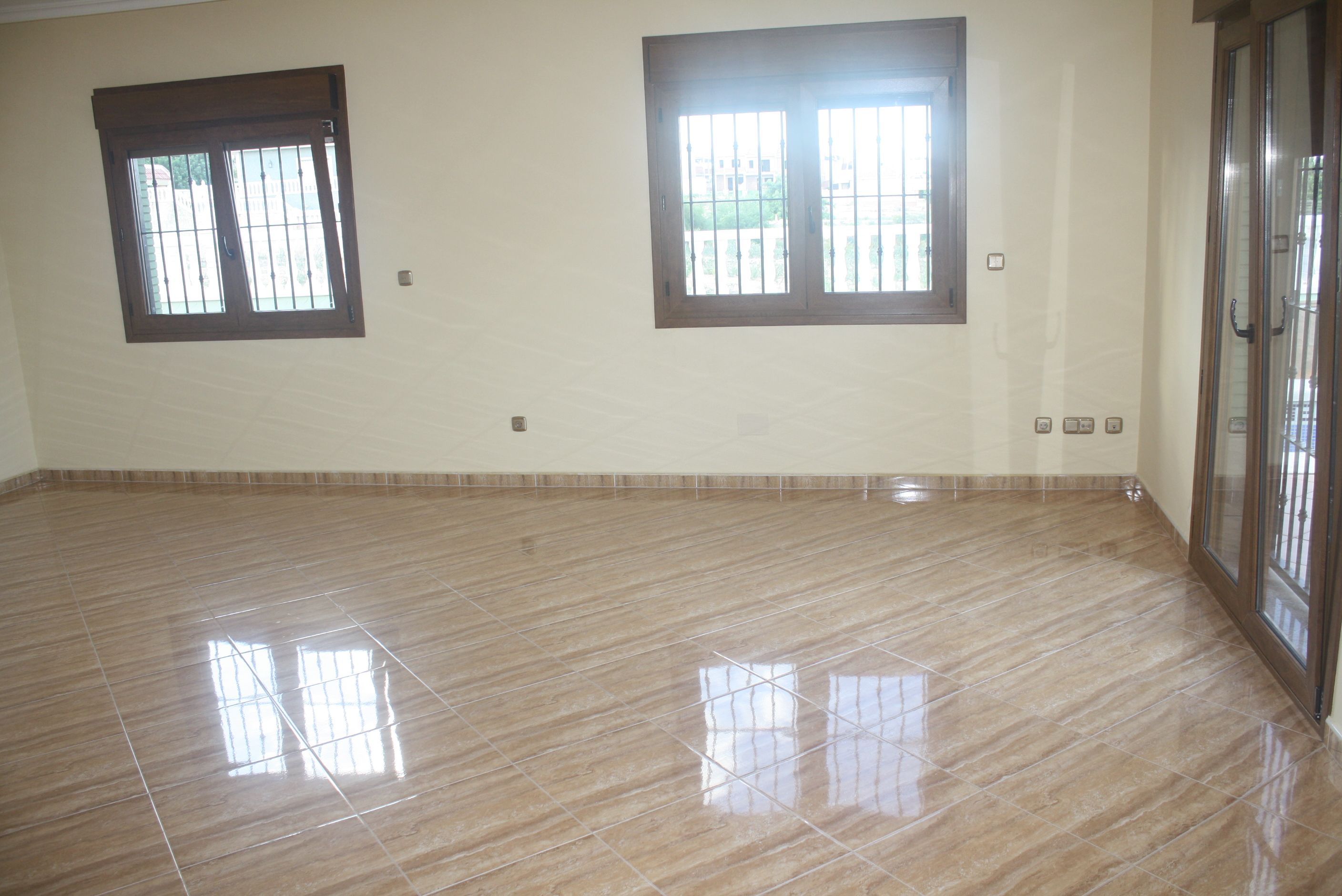 For sale - 3 Bedroom 4 Bathroom detached in Torrevieja - Torrevieja  - Alicante