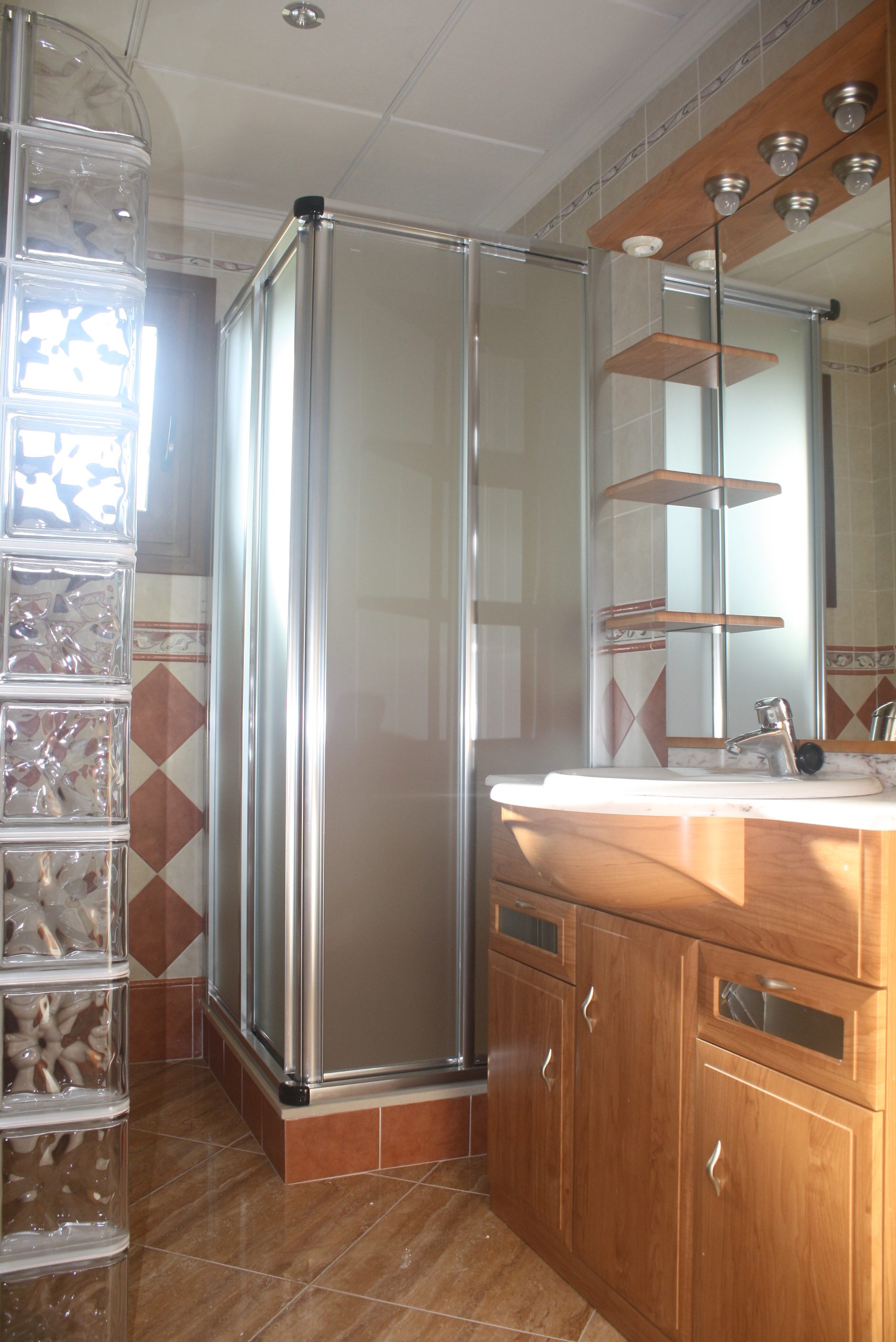 For sale - 3 Bedroom 4 Bathroom detached in Torrevieja - Torrevieja  - Alicante