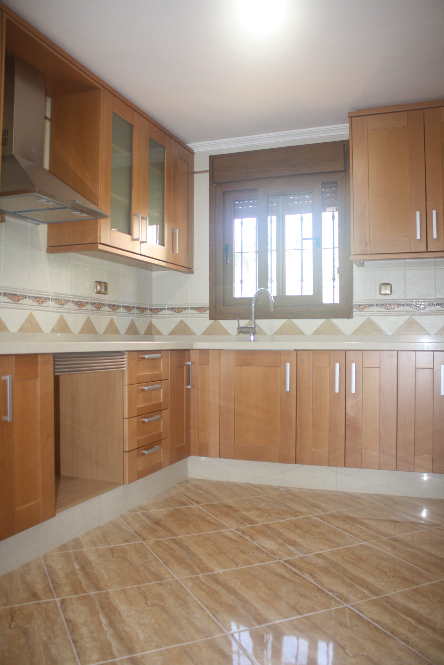 For sale - 3 Bedroom 4 Bathroom detached in Torrevieja - Torrevieja  - Alicante