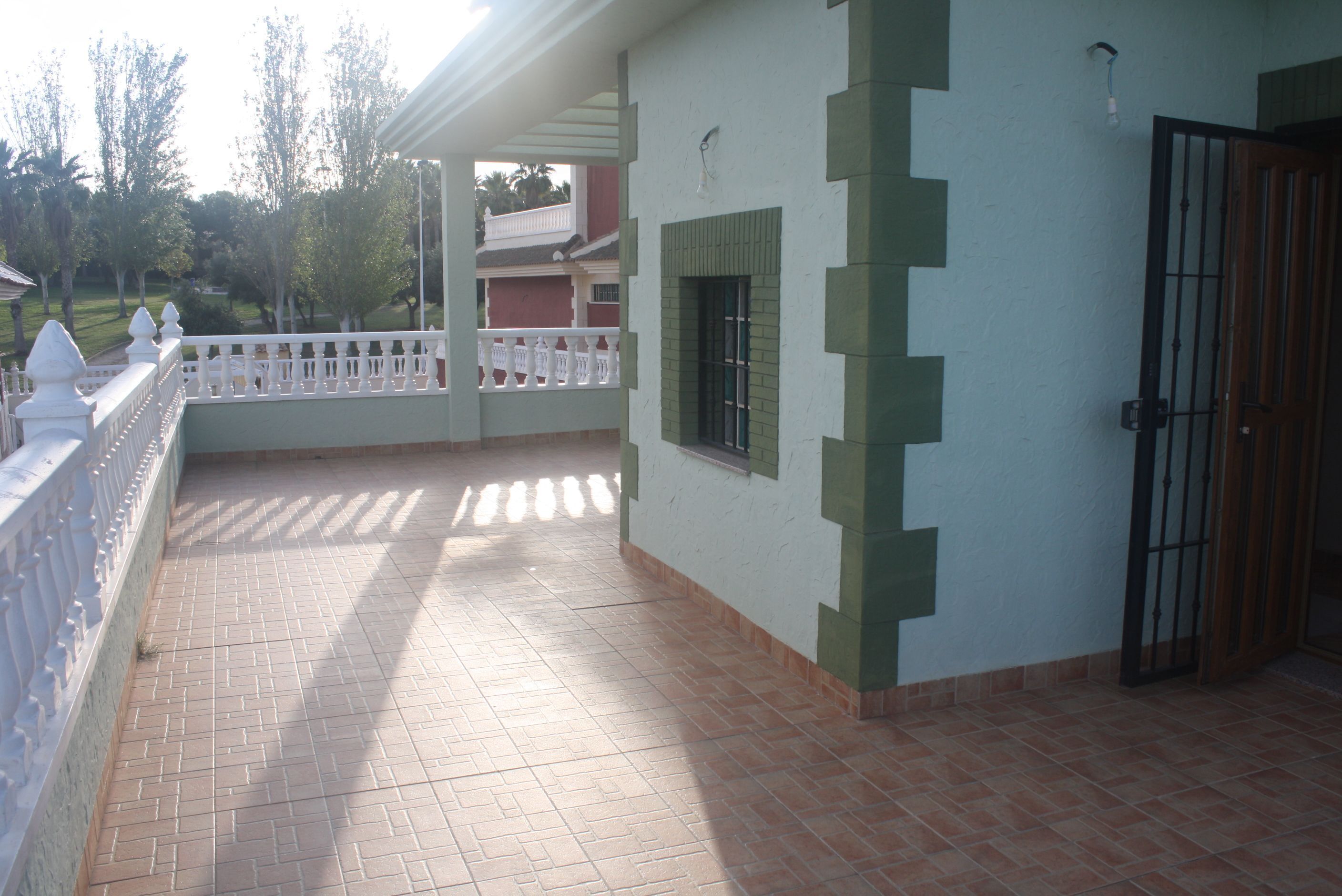 For sale - 3 Bedroom 4 Bathroom detached in Torrevieja - Torrevieja  - Alicante