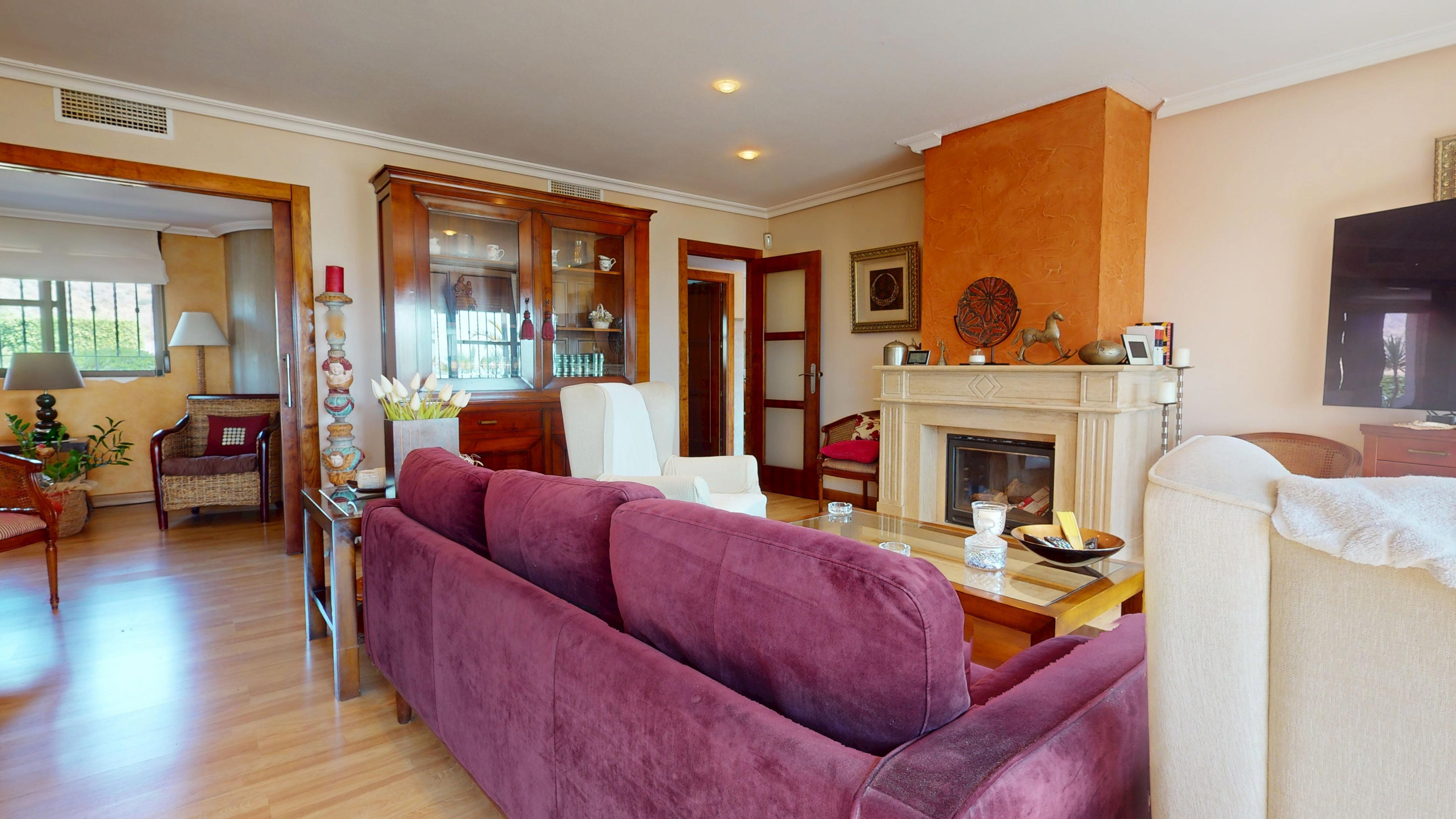 For sale - 5 Bedroom 4 Bathroom detached in Águilas - Águilas  - Murcia