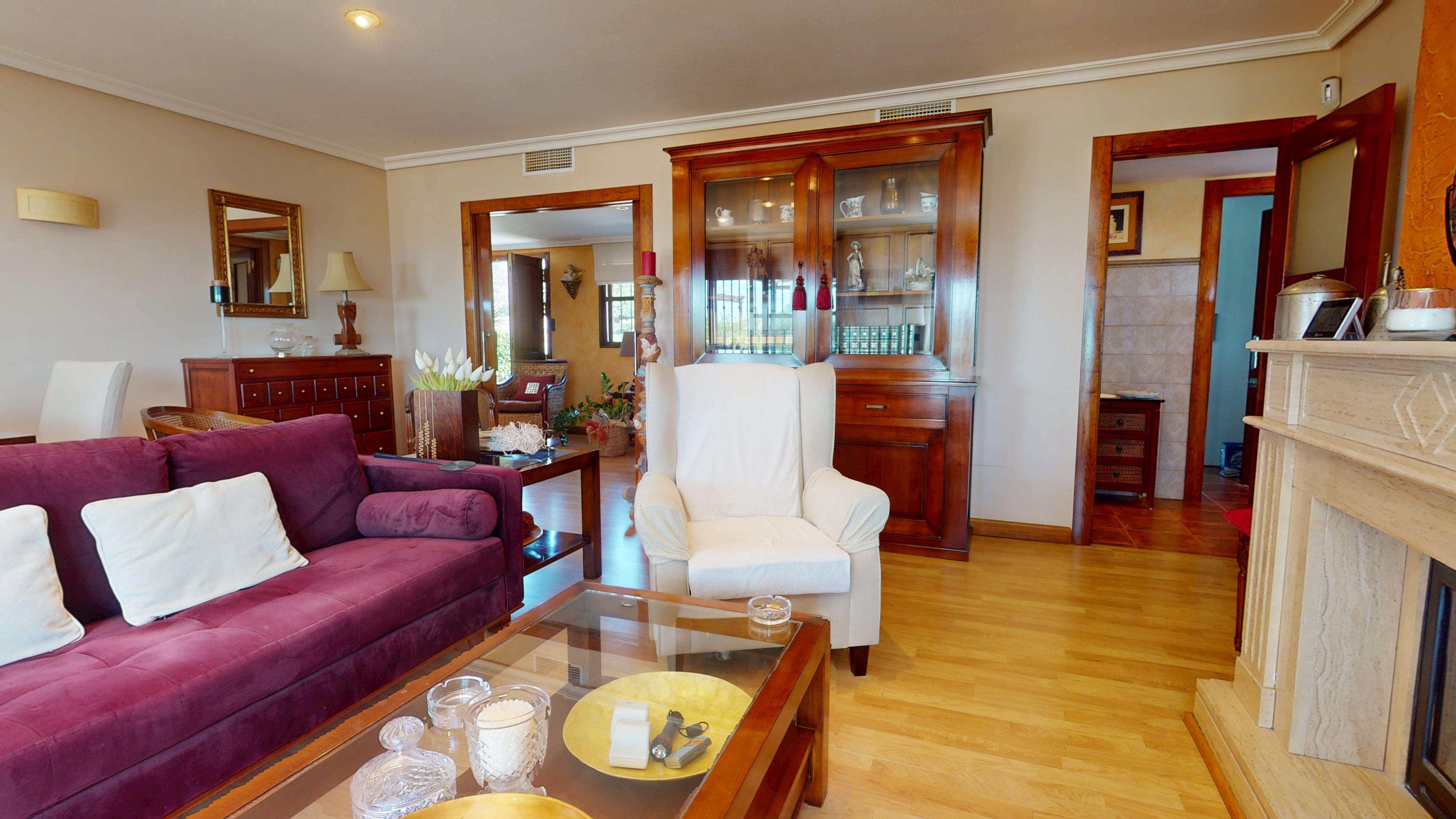 For sale - 5 Bedroom 4 Bathroom detached in Águilas - Águilas  - Murcia