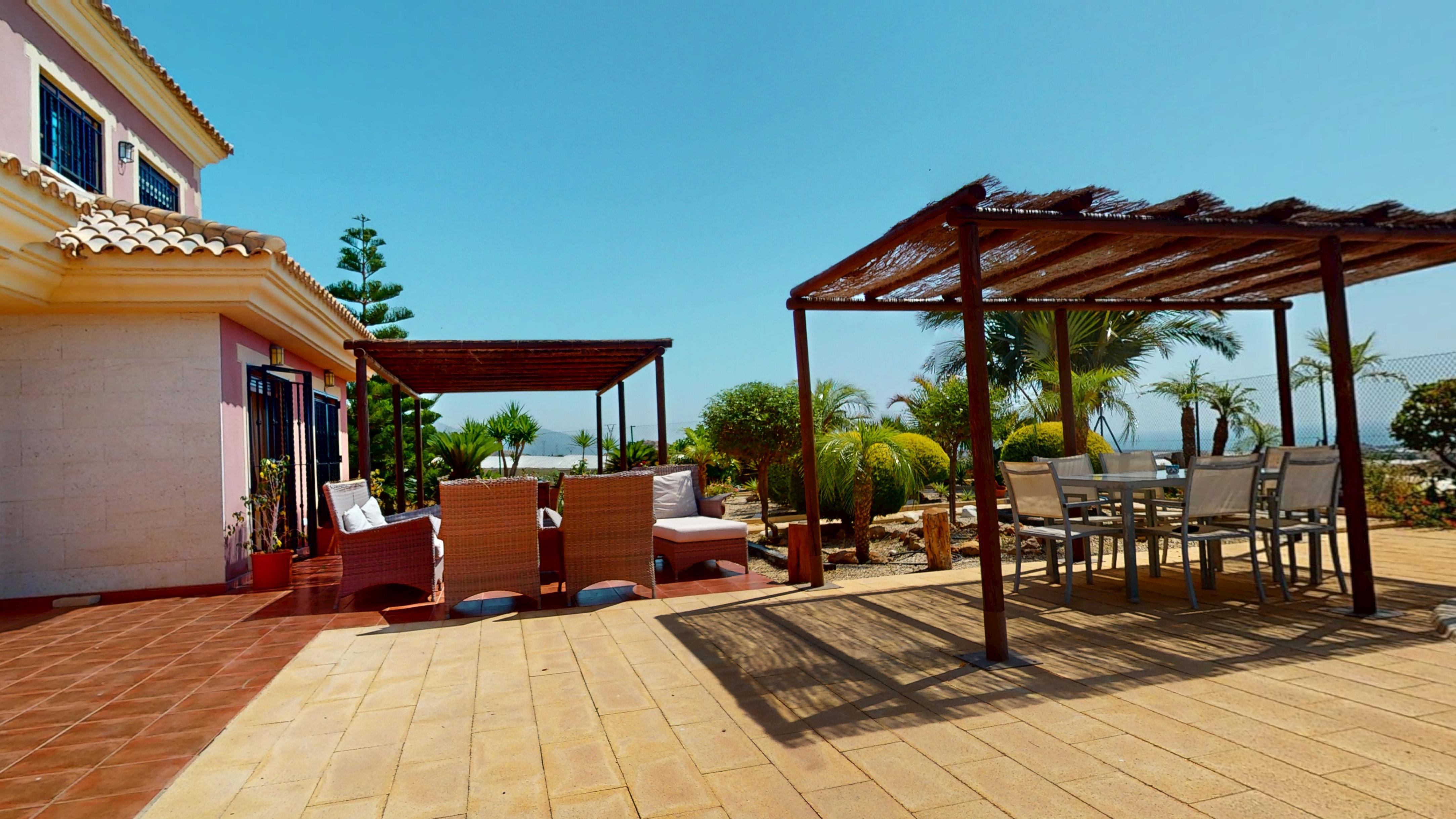 For sale - 5 Bedroom 4 Bathroom detached in Águilas - Águilas  - Murcia