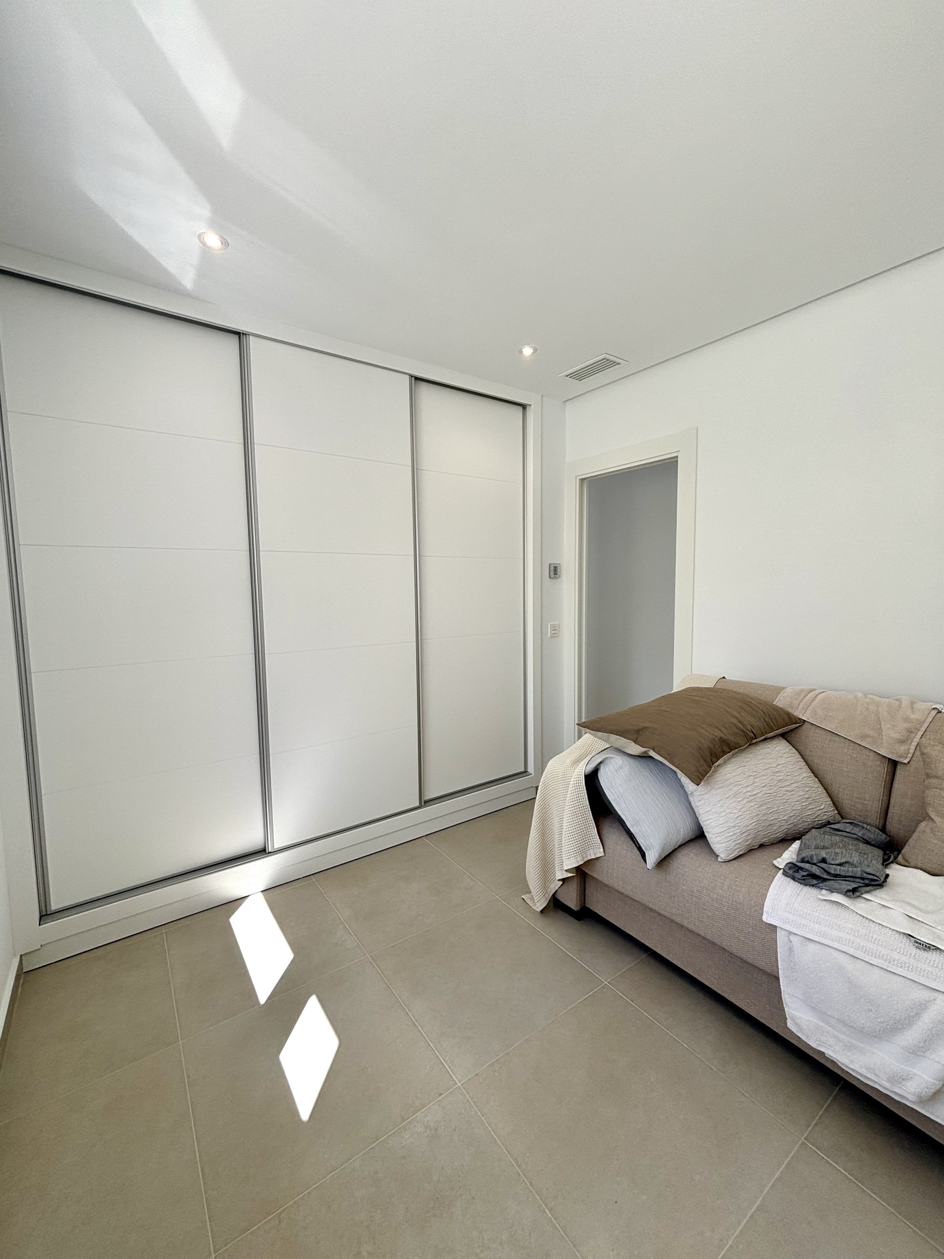 For sale - 3 Bedroom 2 Bathroom detached in Benijófar - Benijófar  - Alicante