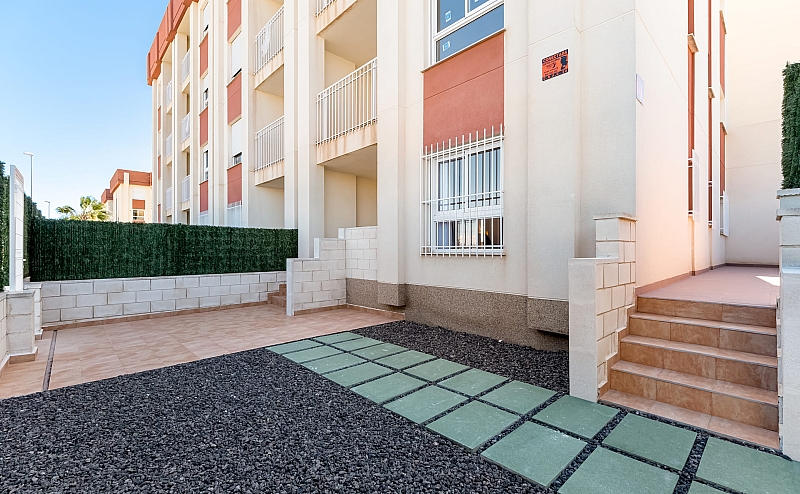 2 Bedroom 2 Bathroom ground-floor in Orihuela Costa