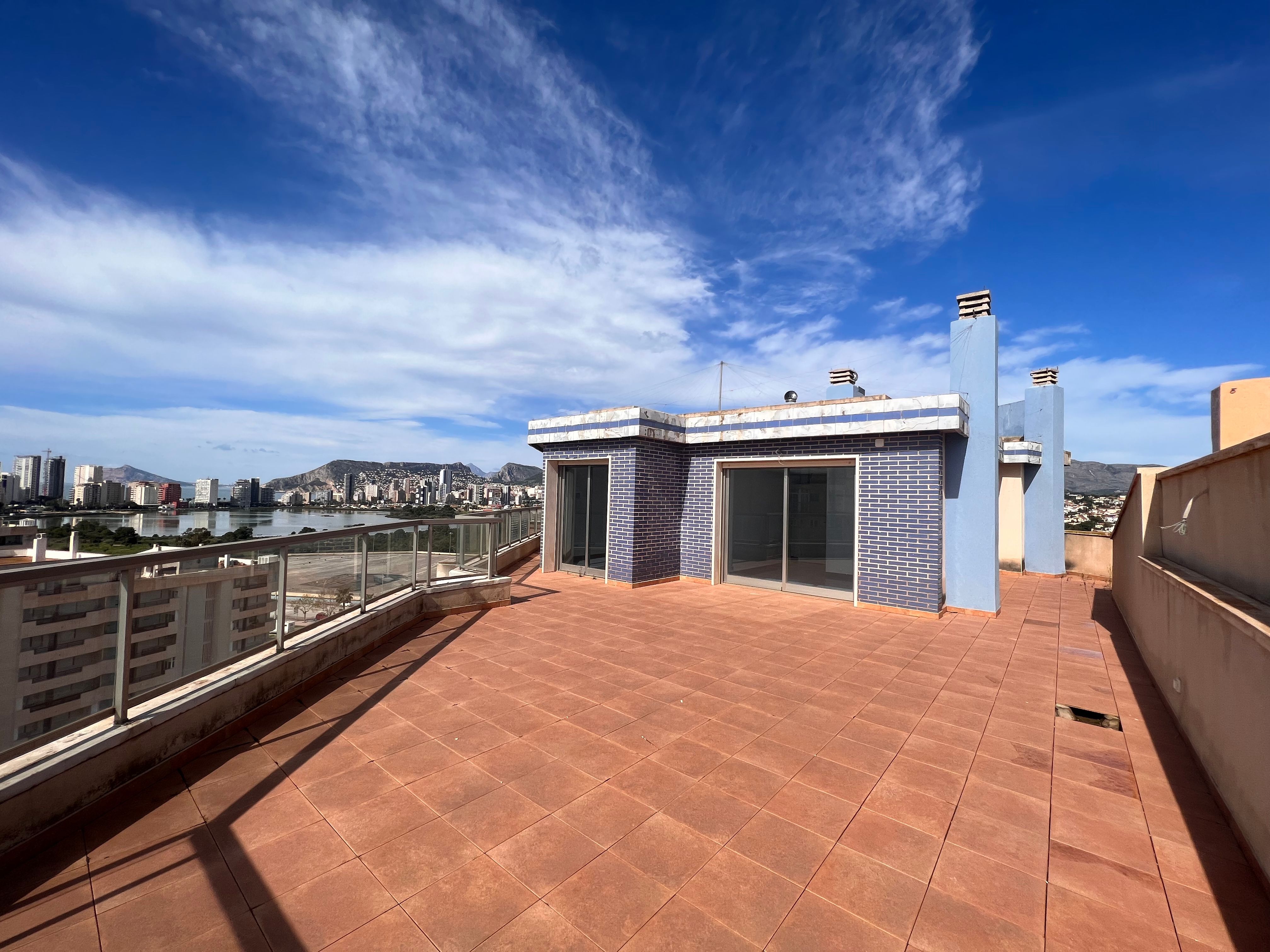For sale - 3 Bedroom 2 Bathroom penthouse in Calpe - Calpe  - Alicante