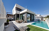 3 Bedroom 2 Bathroom detached in Pilar de la Horadada