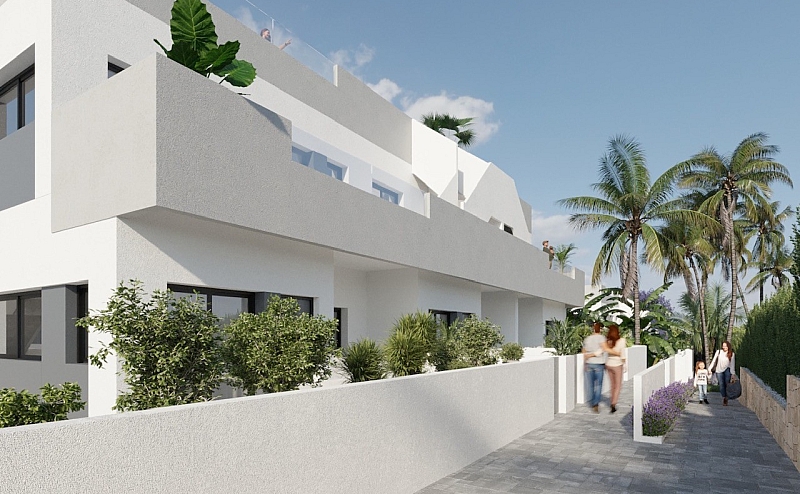 2 Bedroom 2 Bathroom high-bungalow in Torrevieja