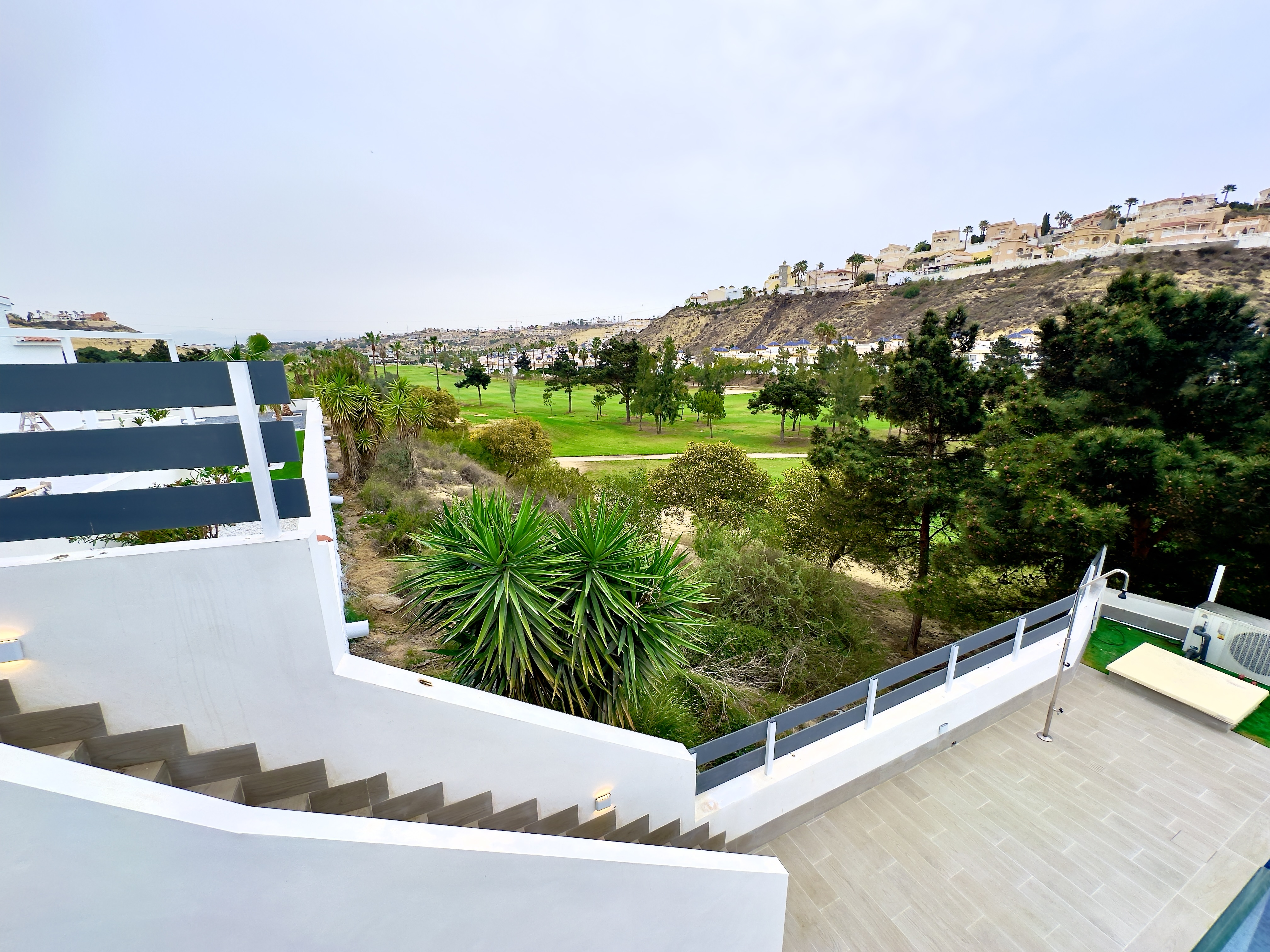 For sale - 4 Bedroom 4 Bathroom detached in Ciudad Quesada - Ciudad Quesada  - Alicante