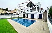 4 Bedroom 4 Bathroom detached in Ciudad Quesada