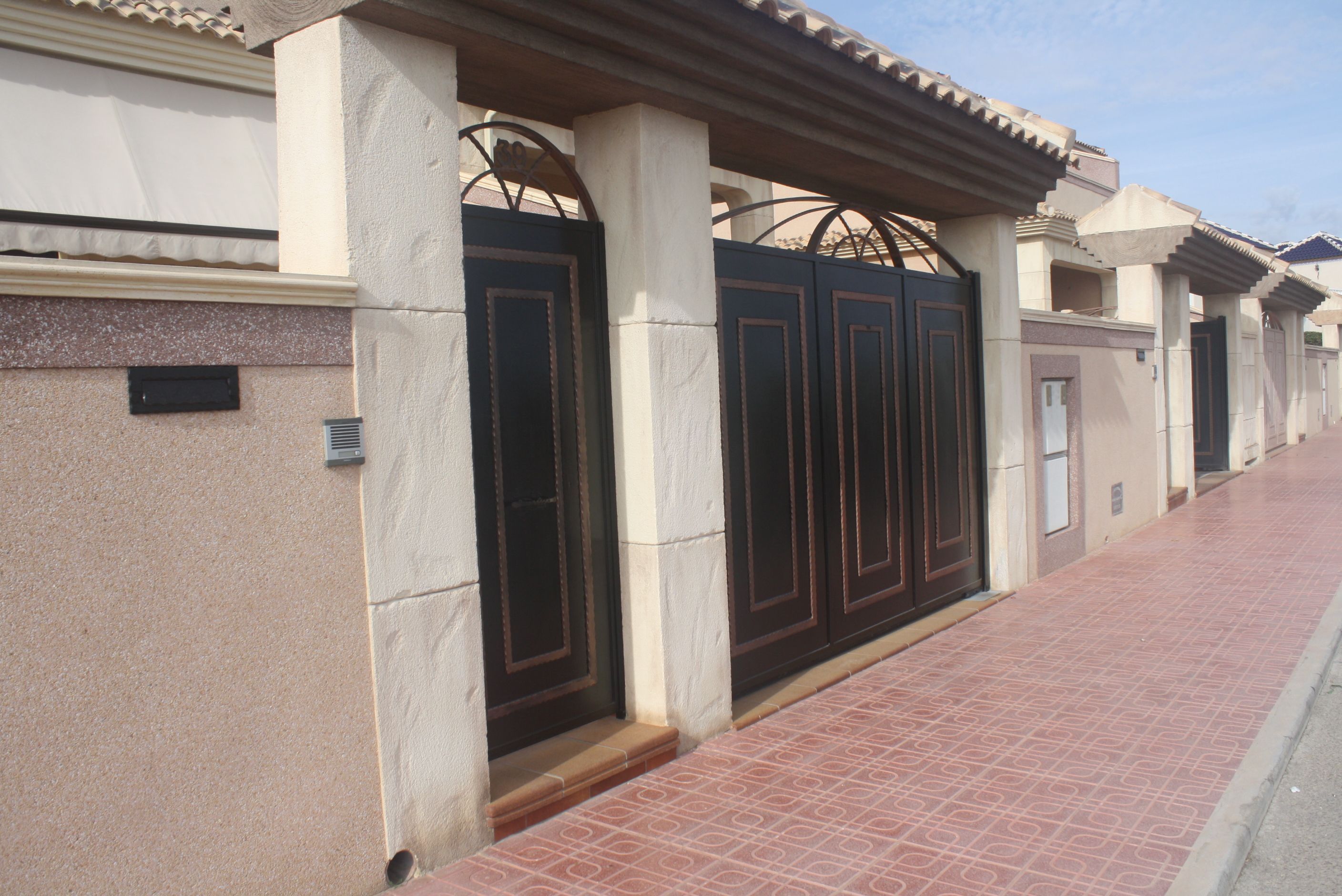 For sale - 2 Bedroom 2 Bathroom semi-detached in Torrevieja - Torrevieja  - Alicante