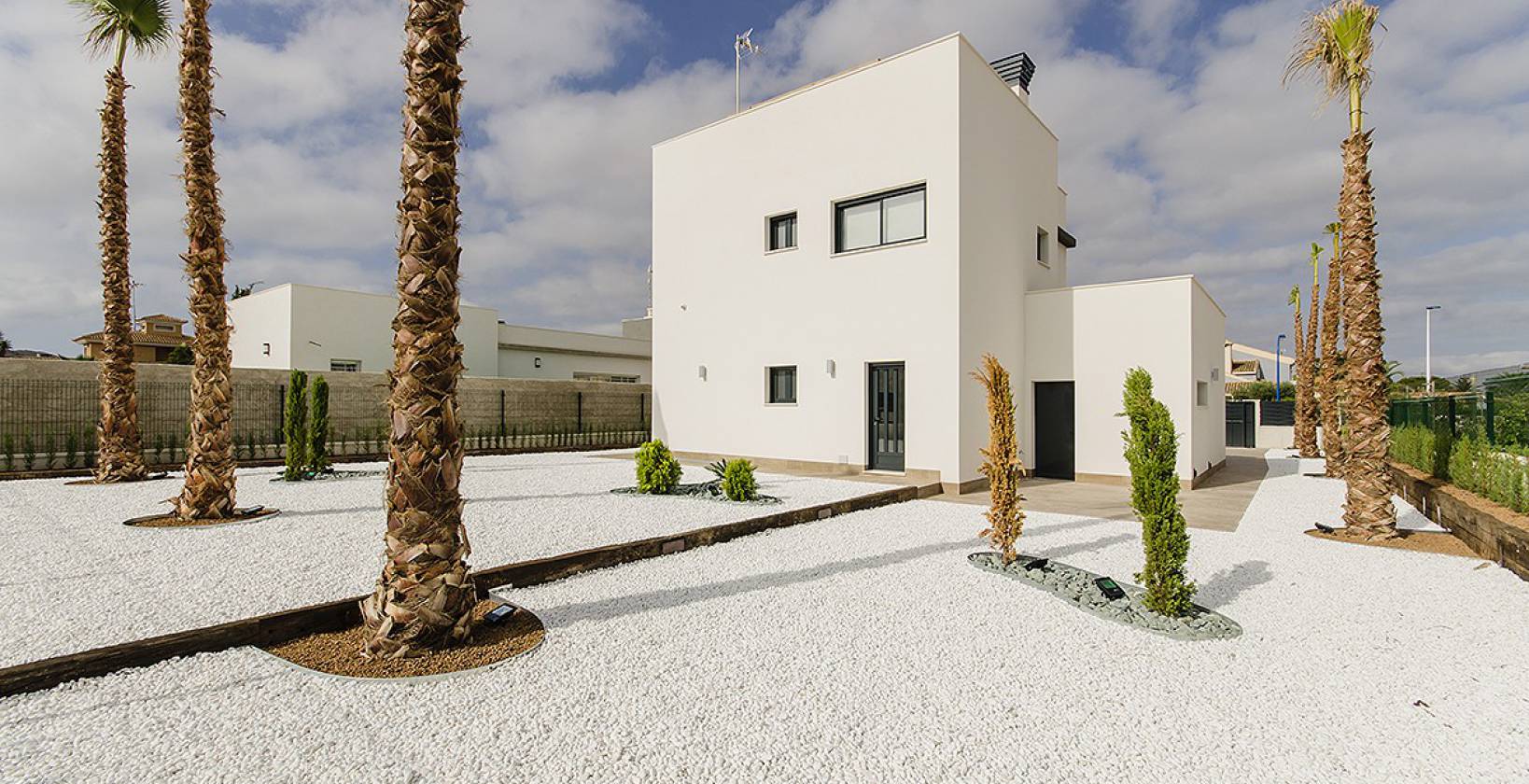For sale - 4 Bedroom 3 Bathroom villa in Dehesa de Campoamor - Dehesa de Campoamor  - Alicante