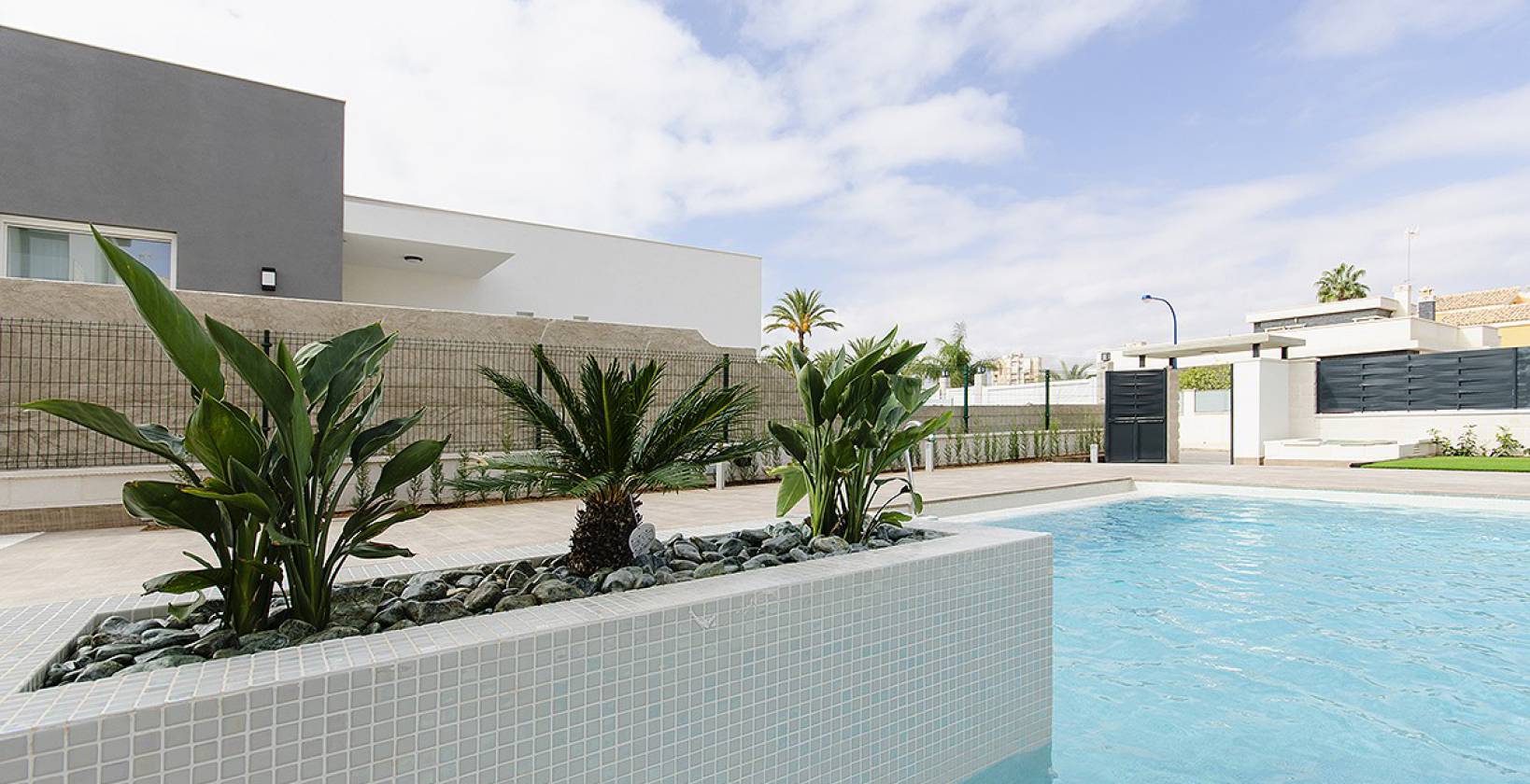 For sale - 4 Bedroom 3 Bathroom villa in Dehesa de Campoamor - Dehesa de Campoamor  - Alicante