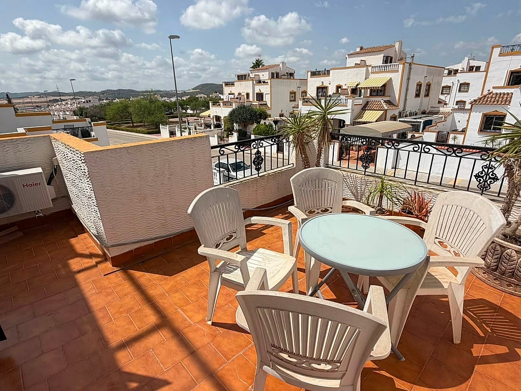 Sold - STUNNING 3 BED 2 BATH QUAD ENTRE NARANJOS -  - Alicante