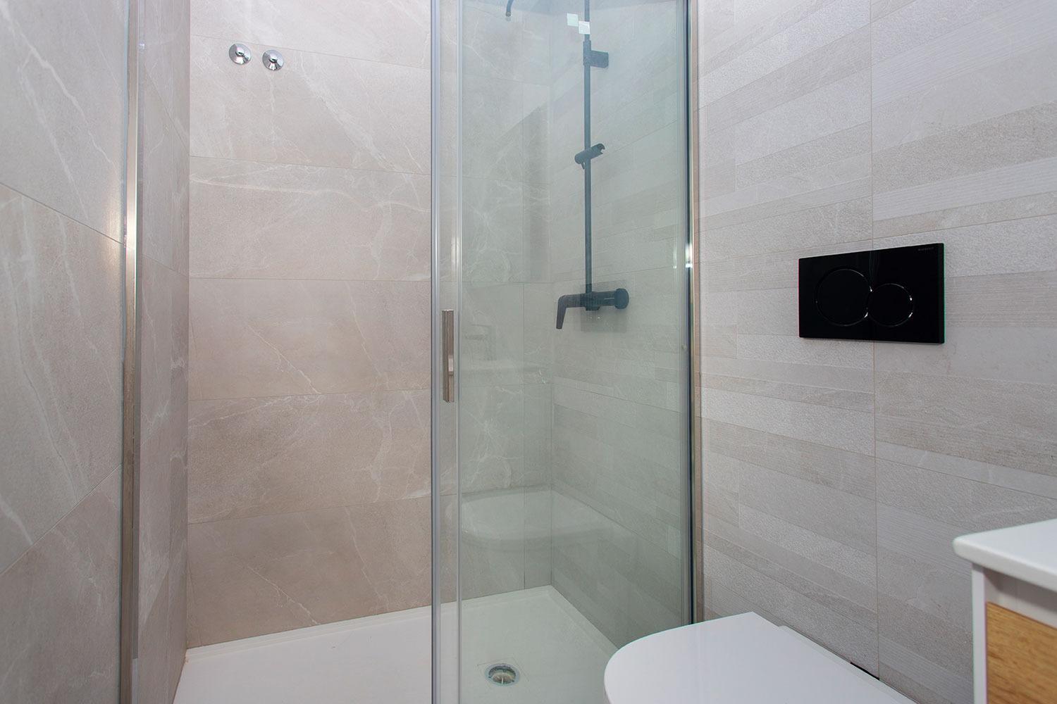 For sale - 2 Bedroom 2 Bathroom Apartment in Torrevieja - Paseo maritimo  - Alicante