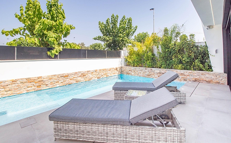 3 Bedroom 3 Bathroom Terraced house in Santiago de la ribera