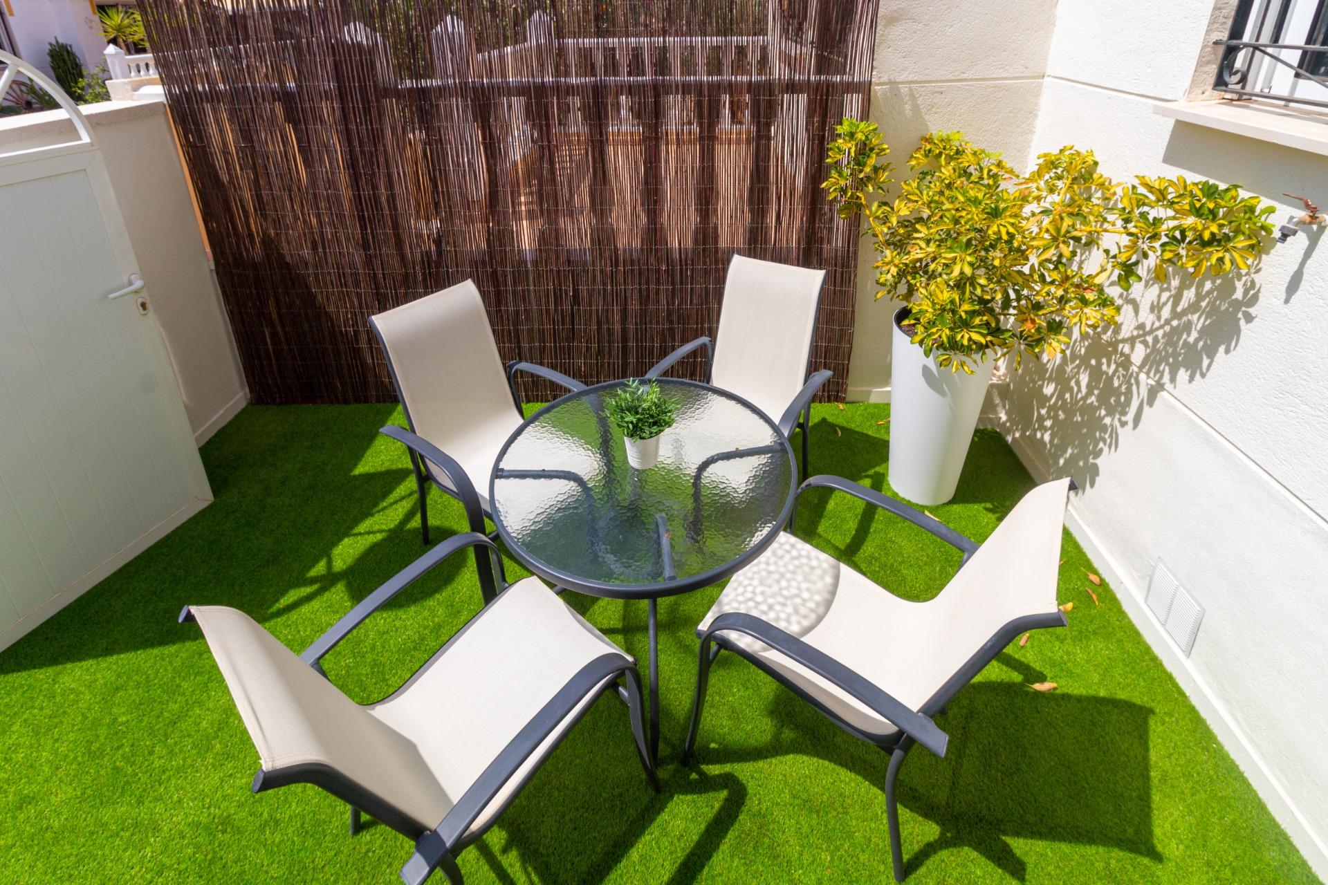 For sale - 3 Bedroom 2 Bathroom Terraced house in Torrevieja - Los altos  - Alicante