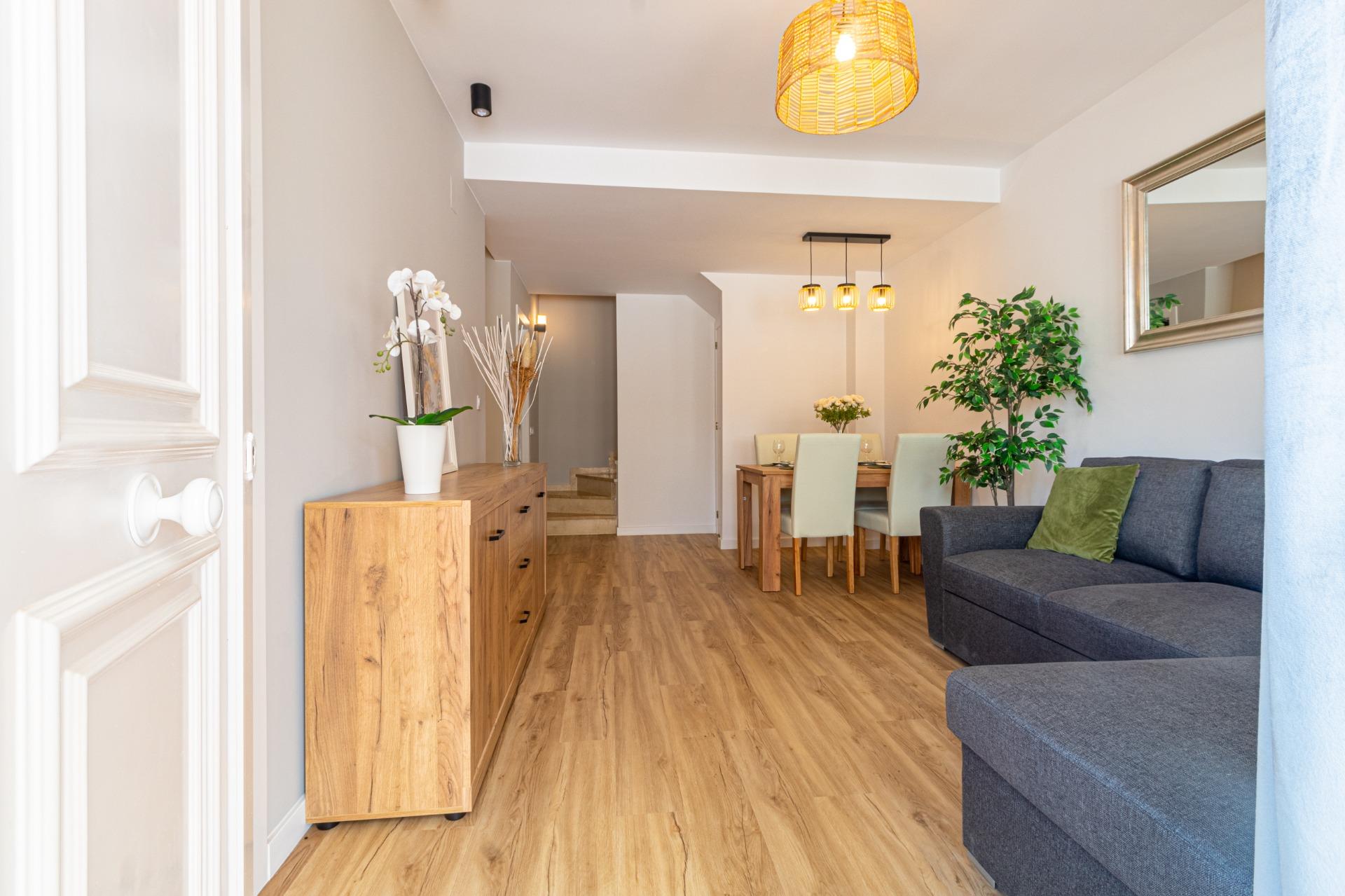 For sale - 3 Bedroom 2 Bathroom Terraced house in Torrevieja - Los altos  - Alicante