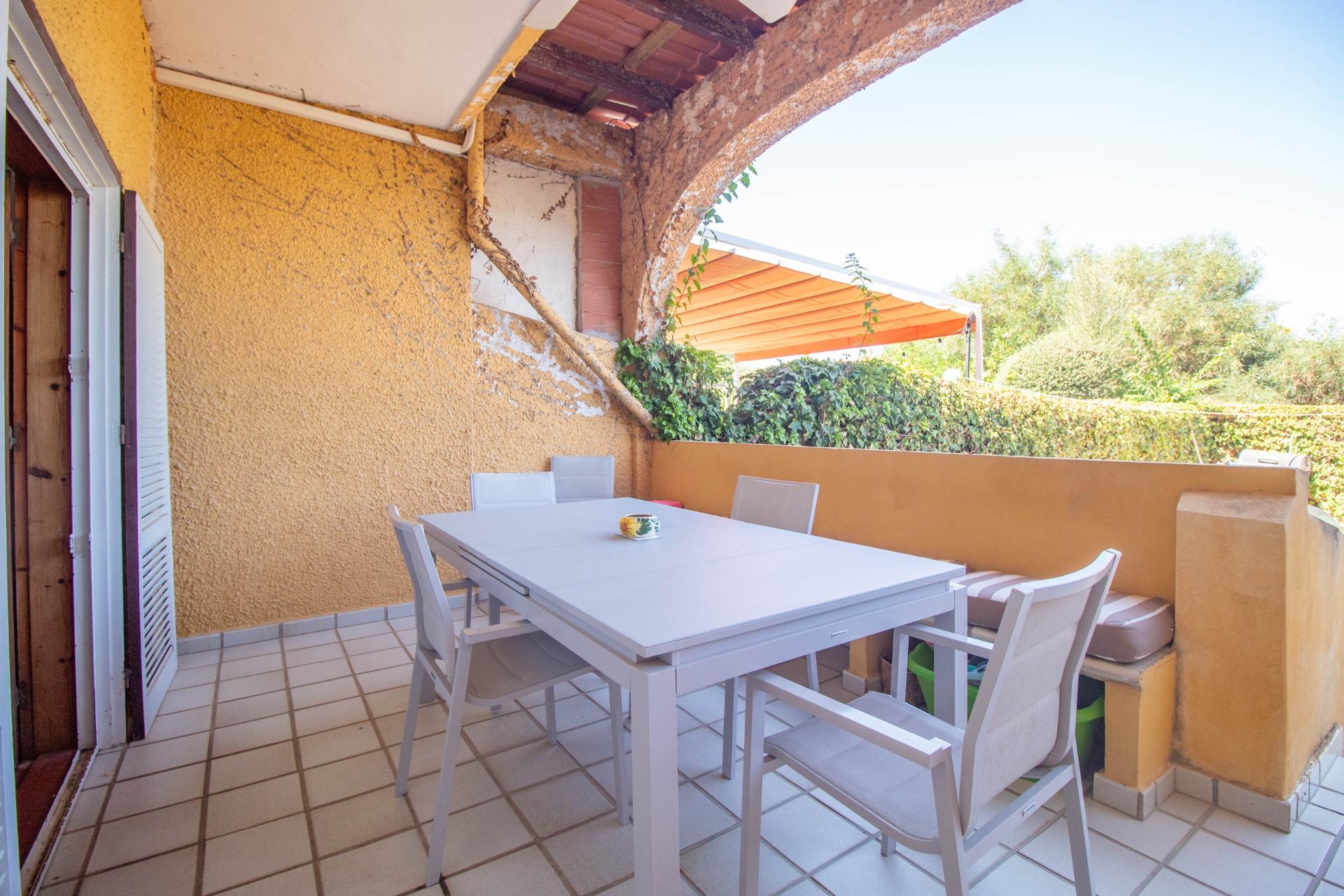 For sale - 4 Bedroom 4 Bathroom Semi in Cabo Roig - Cabo Roig  - Alicante