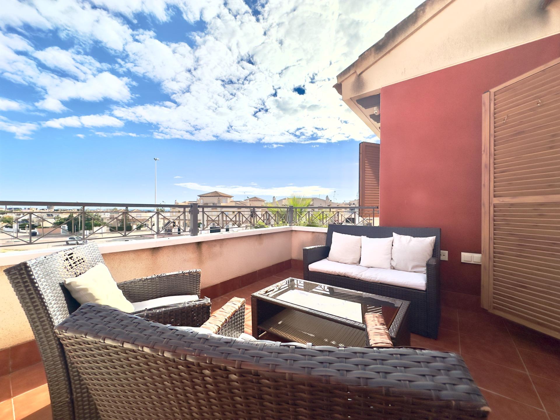 For sale - 2 Bedroom 1 Bathroom Penthouse in Orihuela Costa - Playa Flamenca  - Alicante