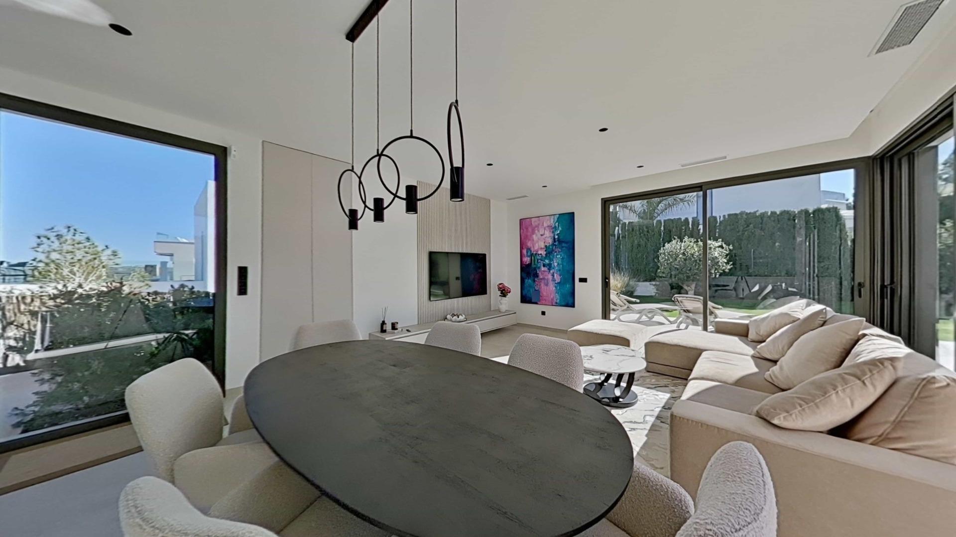 For sale - 3 Bedroom 2 Bathroom Villa in Orihuela - Las Colinas Golf  - Alicante