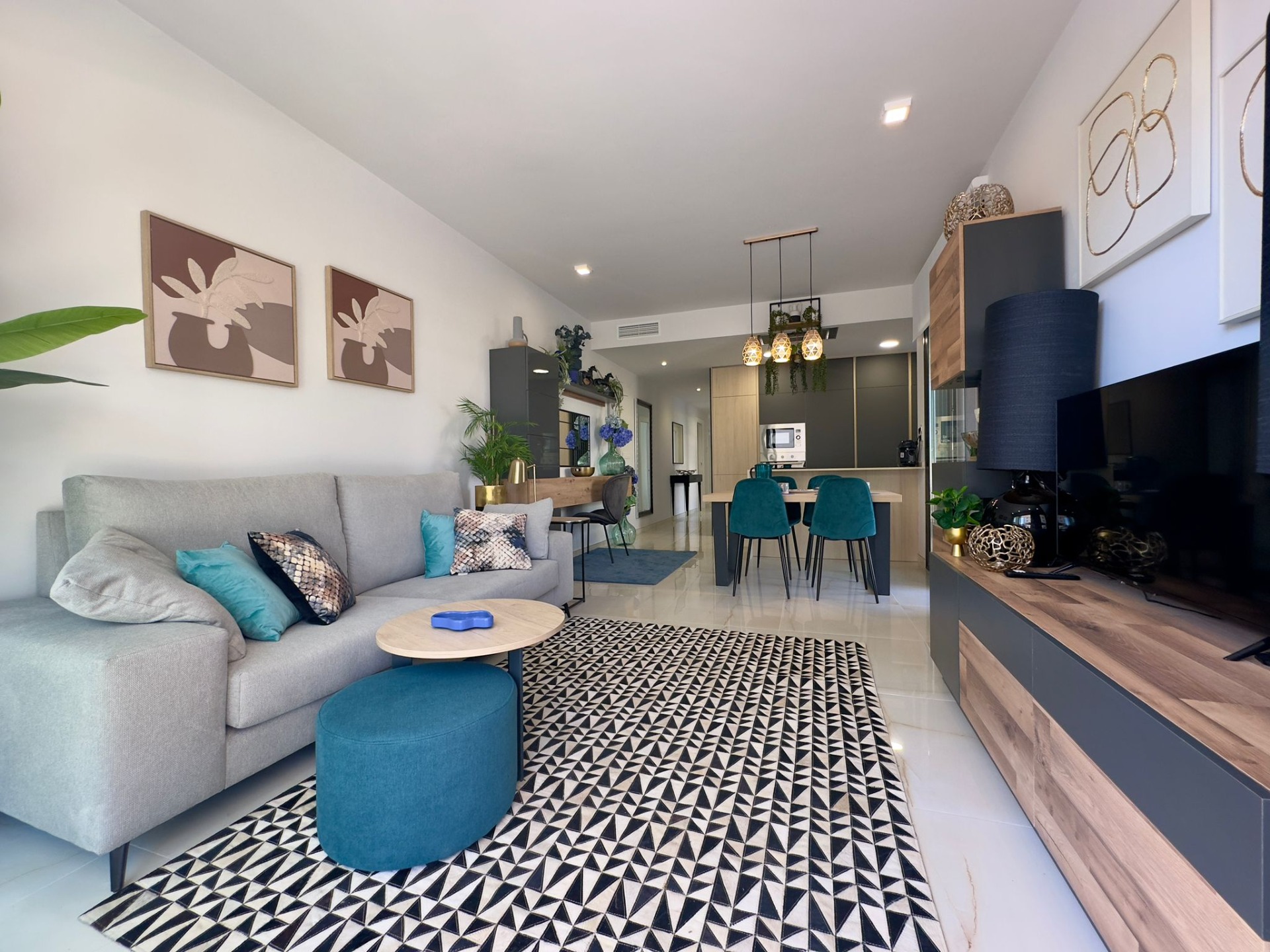 For sale - 3 Bedroom 2 Bathroom Apartment in Orihuela Costa - Playa Flamenca  - Alicante